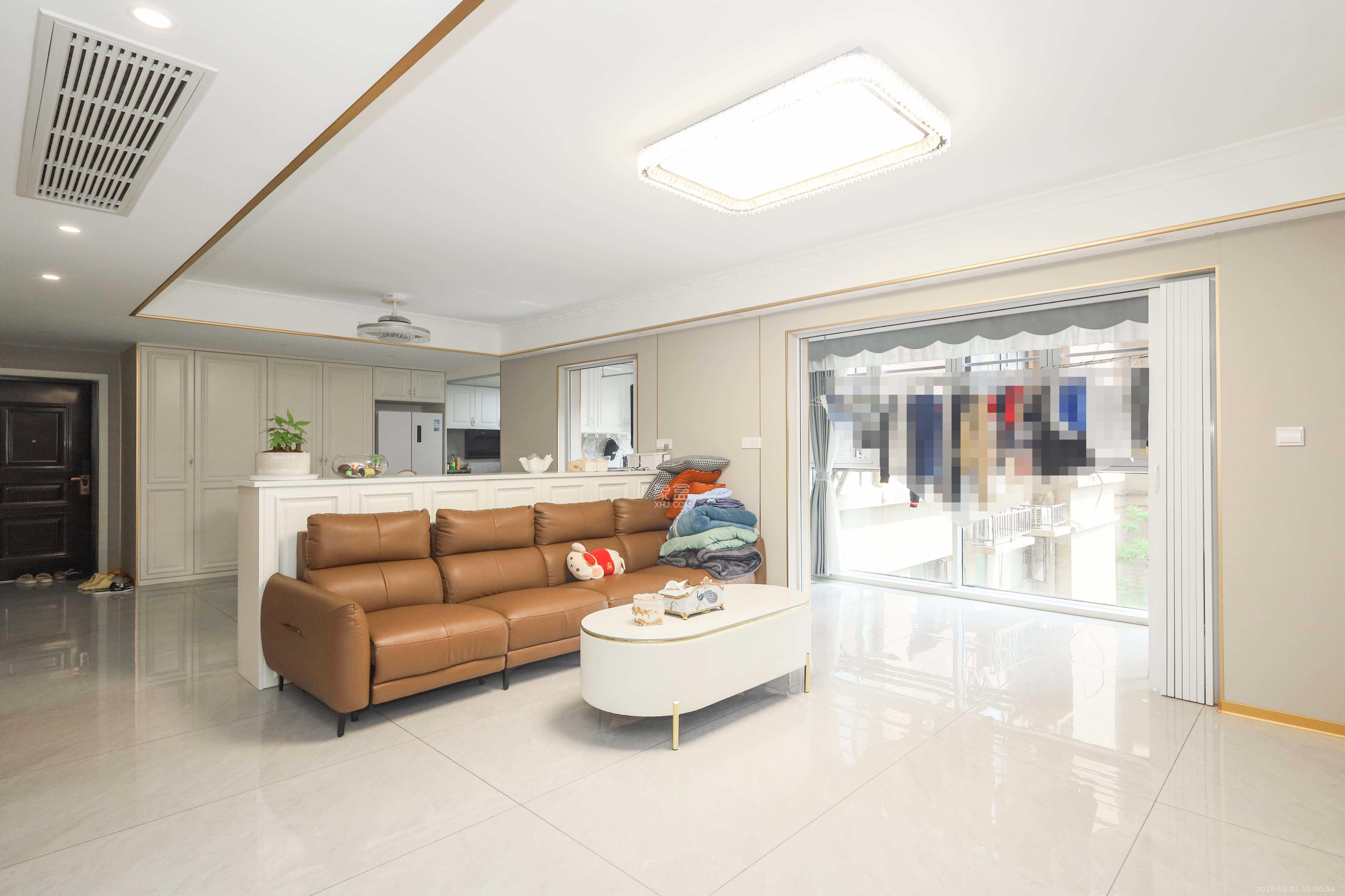 梅溪湖合能璞丽  4室2厅2卫   190.00万客厅
