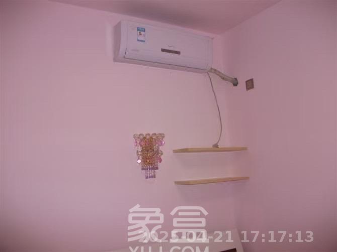 月湖兰庭  1室1厅1卫   1900.00元/月室内图