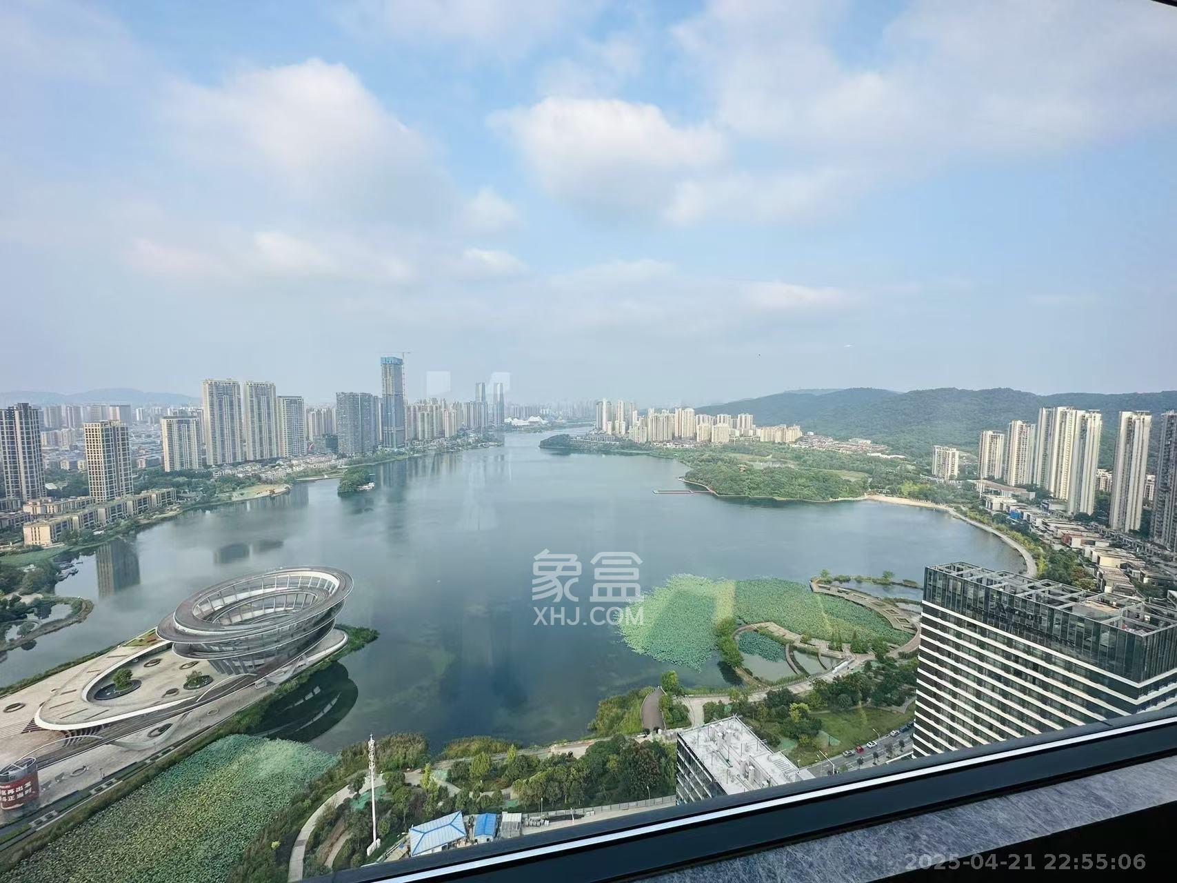 梅溪湖金茂湾  4室2厅3卫   11000.00元/月室内图