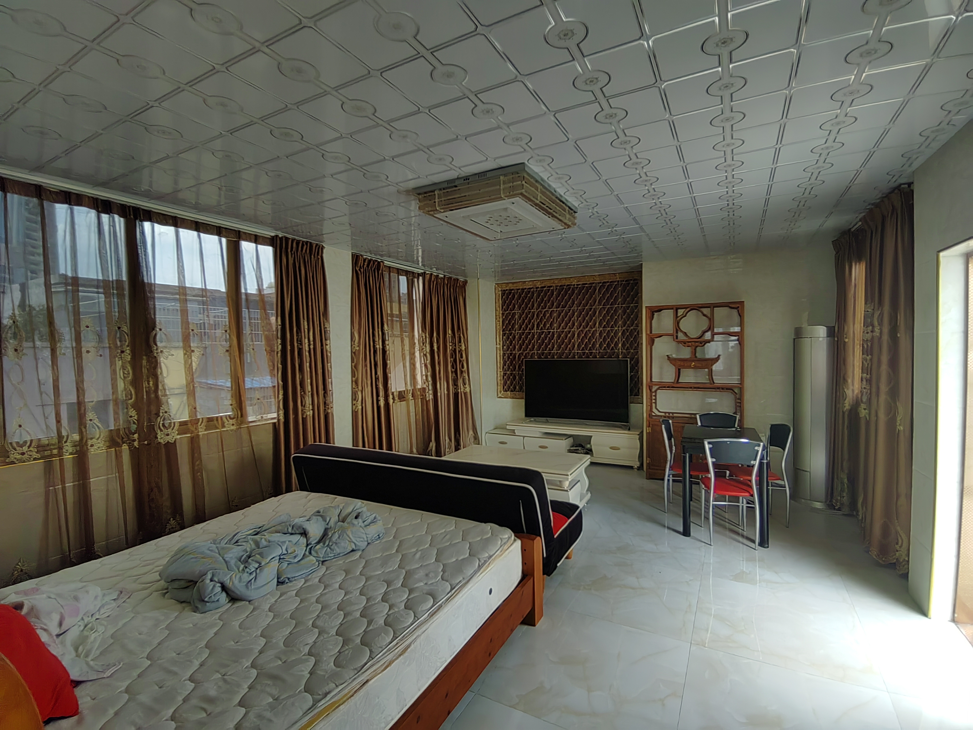 嘉安园别墅 10室4厅4卫 10000.0元/月 嘉安园别墅 10室4厅4卫 10000.0元/月室内图