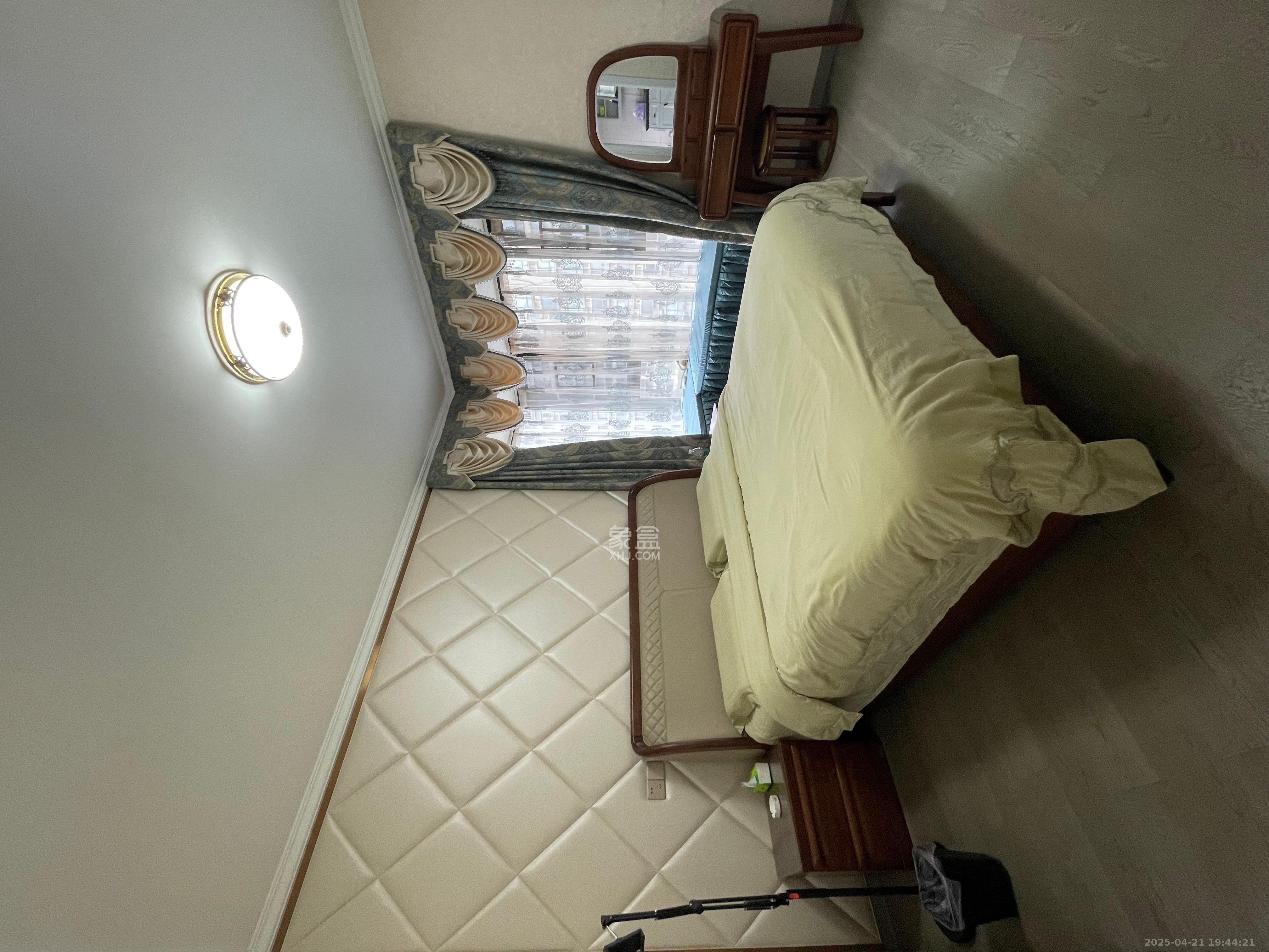 金域南外滩(望江佳园) 1室0厅0卫 8000.0元/月 金域南外滩(望江佳园) 1室0厅0卫 8000.0元/月室内图