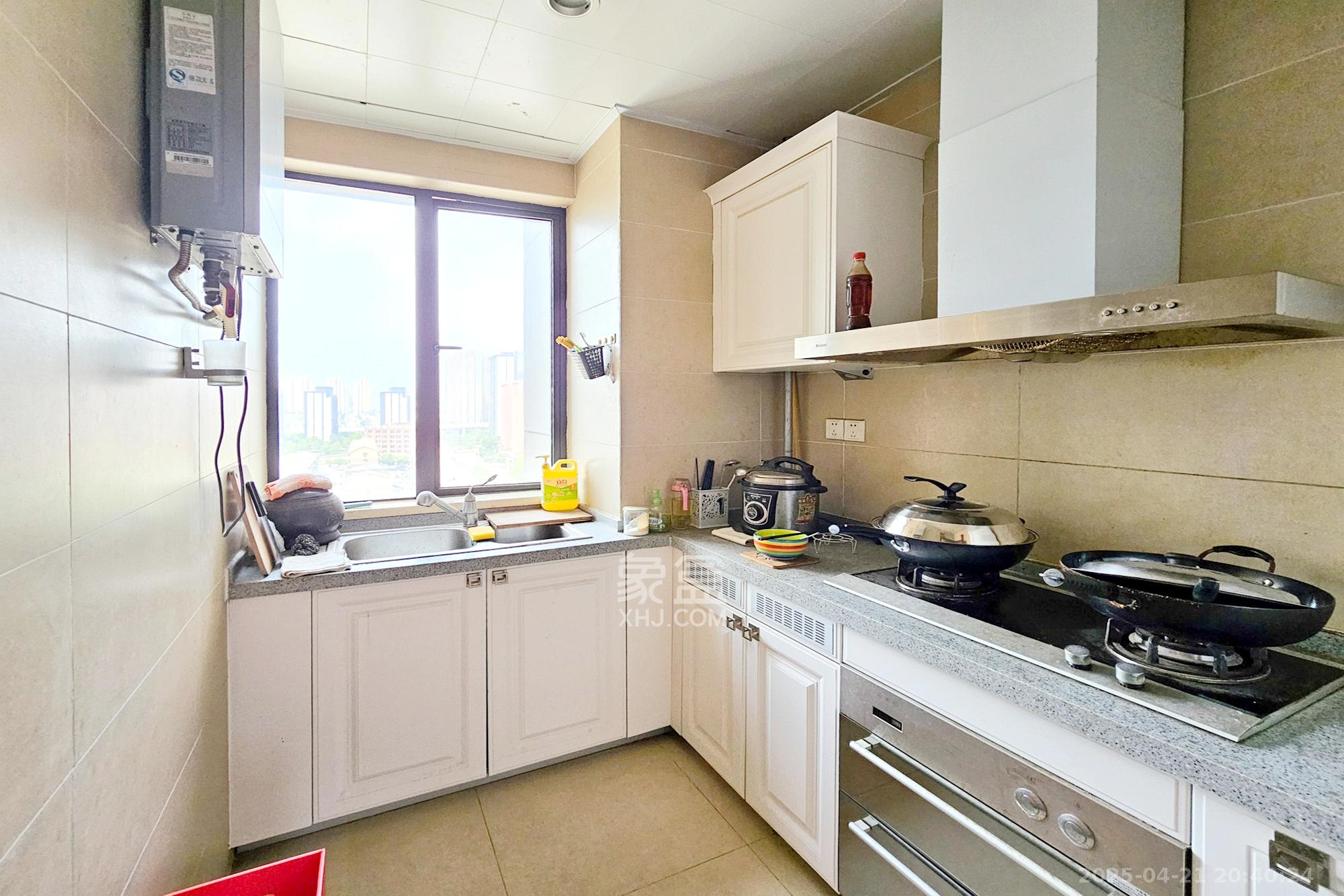 茂华禧都会  2室1厅1卫    80.8万 茂华禧都会  2室1厅1卫    80.8万厨房