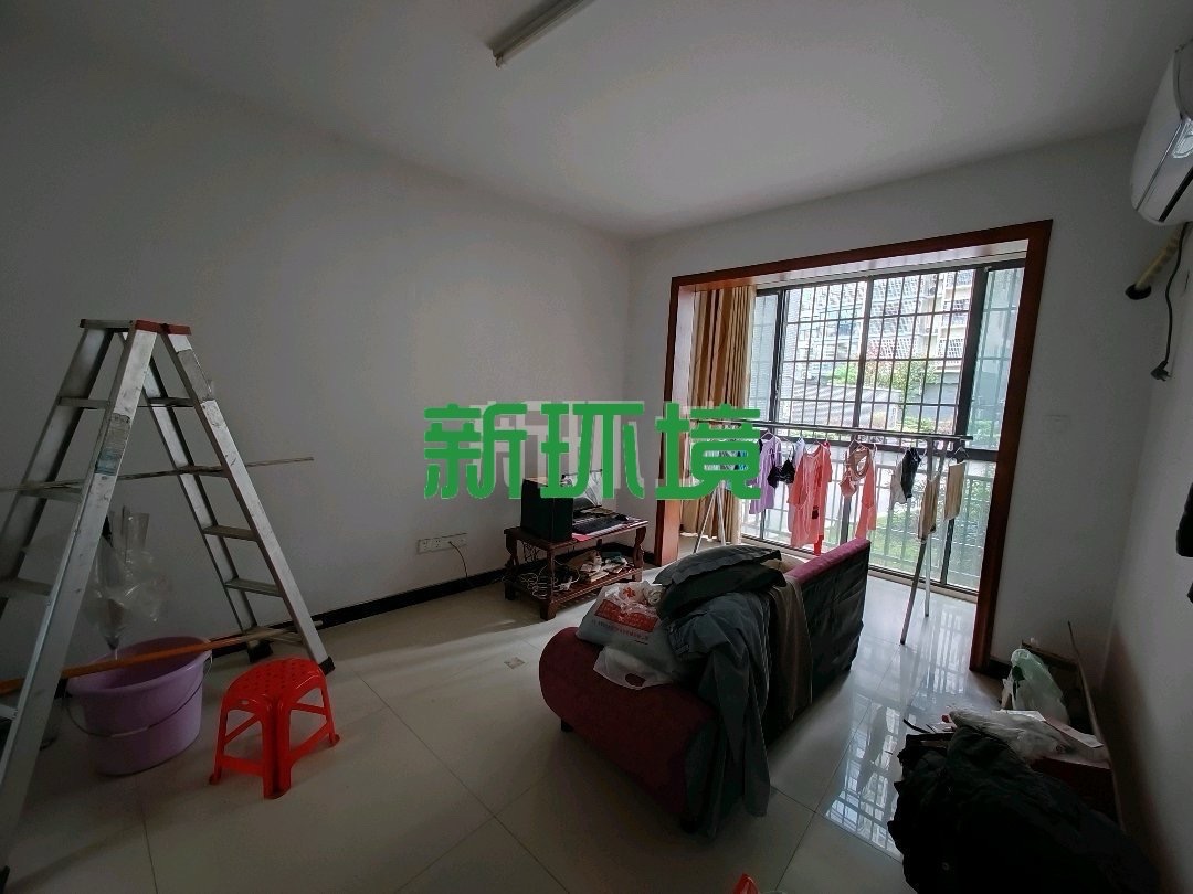 熙城春天  3室2厅2卫   57.80万客厅