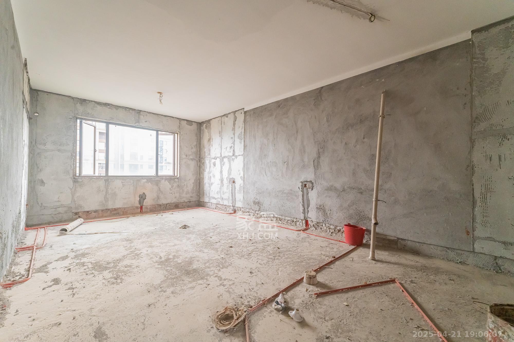 星湖湾二期高层 4室2厅2卫 110.0万 星湖湾二期高层 4室2厅2卫 110.0万其他