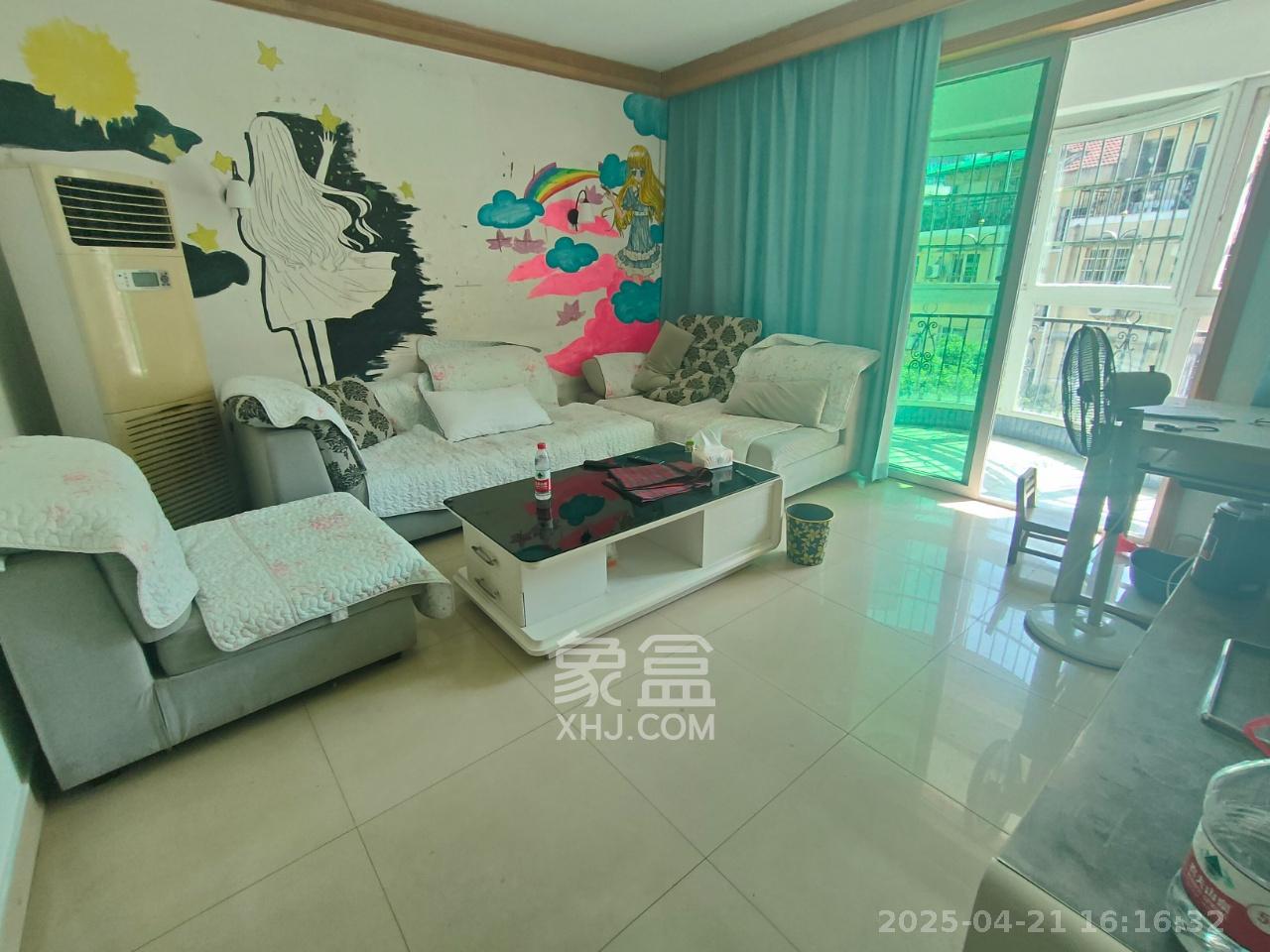 恩瑞麓山名园(龙王港小区) 4室2厅2卫 3000.0元/月 恩瑞麓山名园(龙王港小区) 4室2厅2卫 3000.0元/月室内图