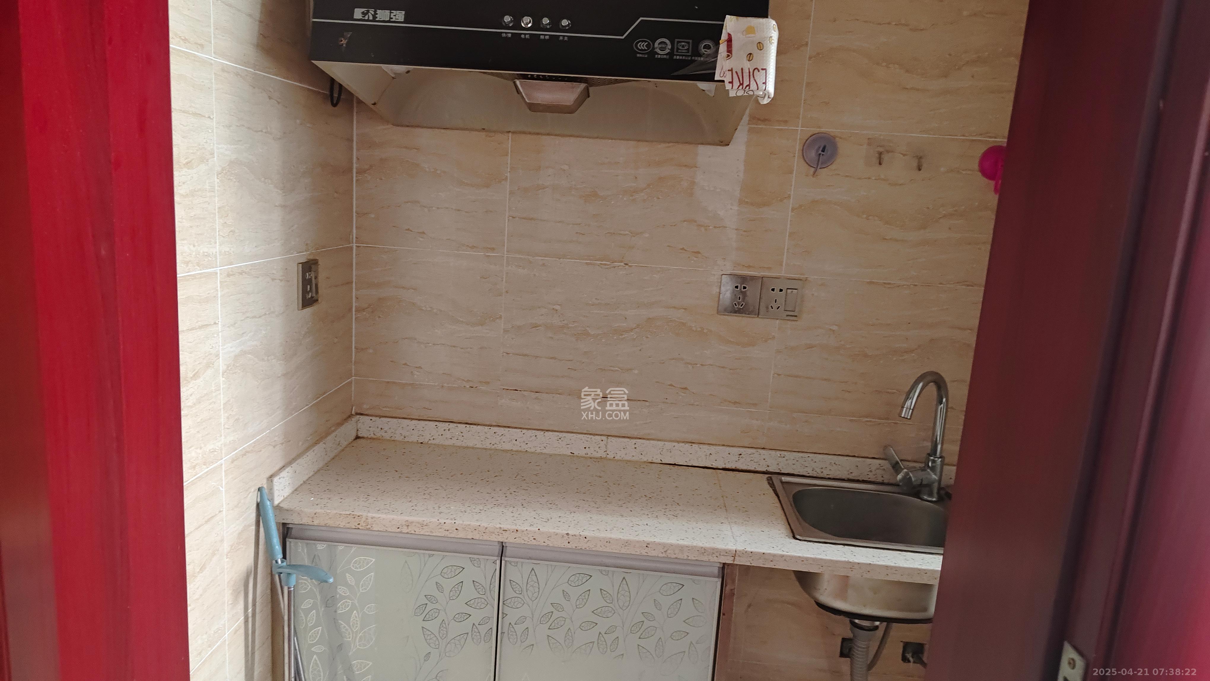 星城国际 1室1厅1卫 800.0元/月 星城国际 1室1厅1卫 800.0元/月室内图