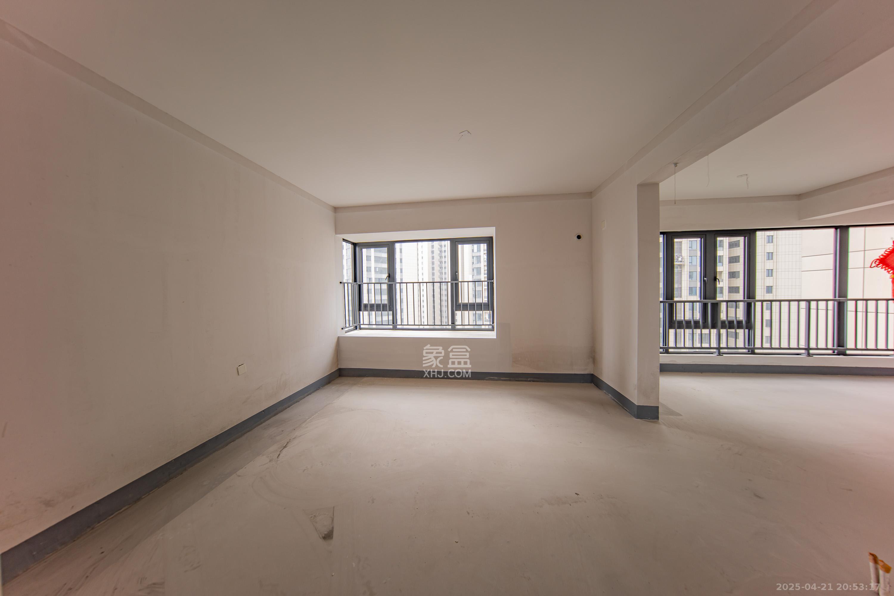 建投象山国际 4室2厅2卫 180.0万 建投象山国际 4室2厅2卫 180.0万卧室