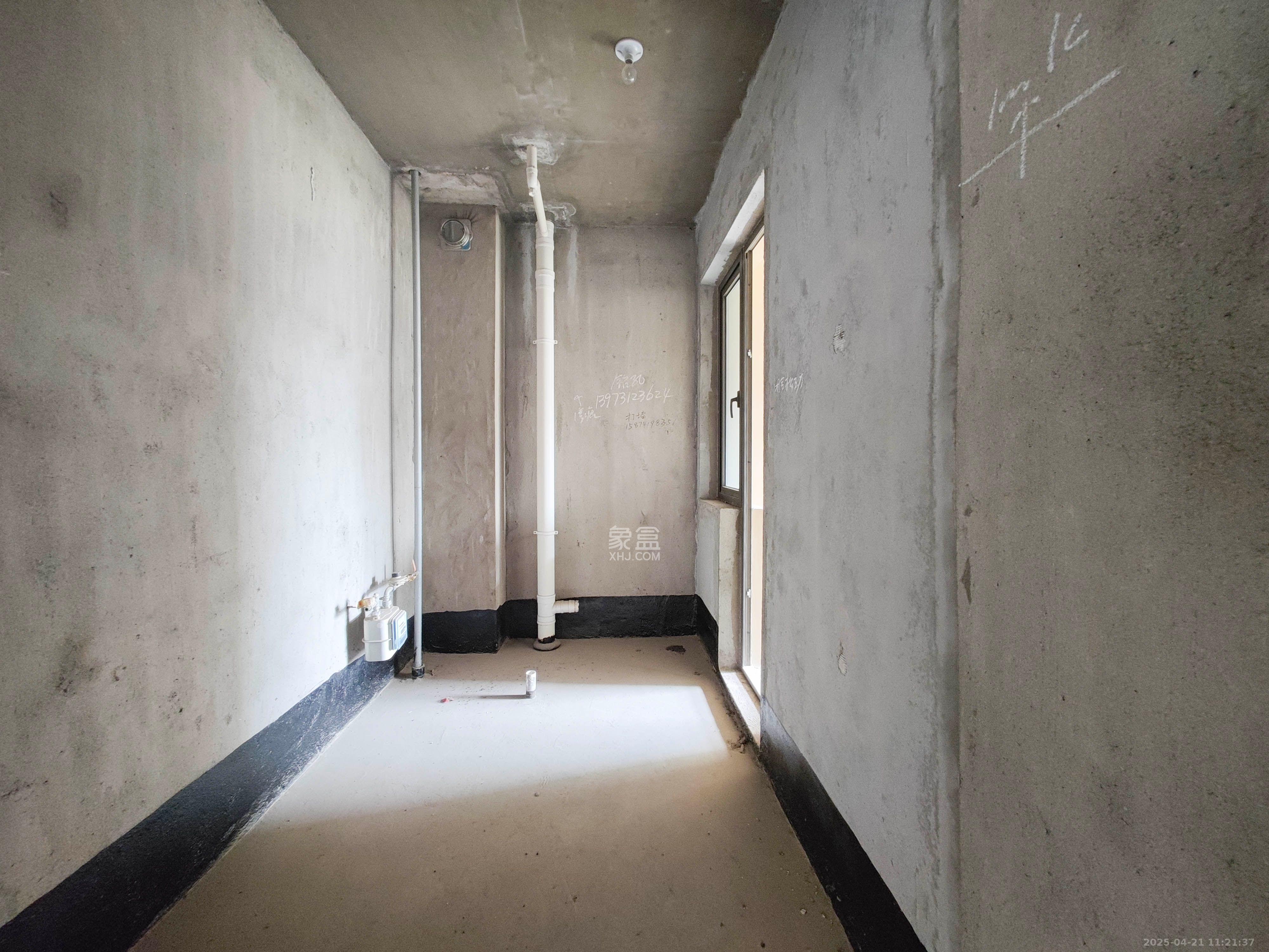 美洲故事高层  3室2厅1卫    1500.0元/月 美洲故事高层  3室2厅1卫    1500.0元/月室内图