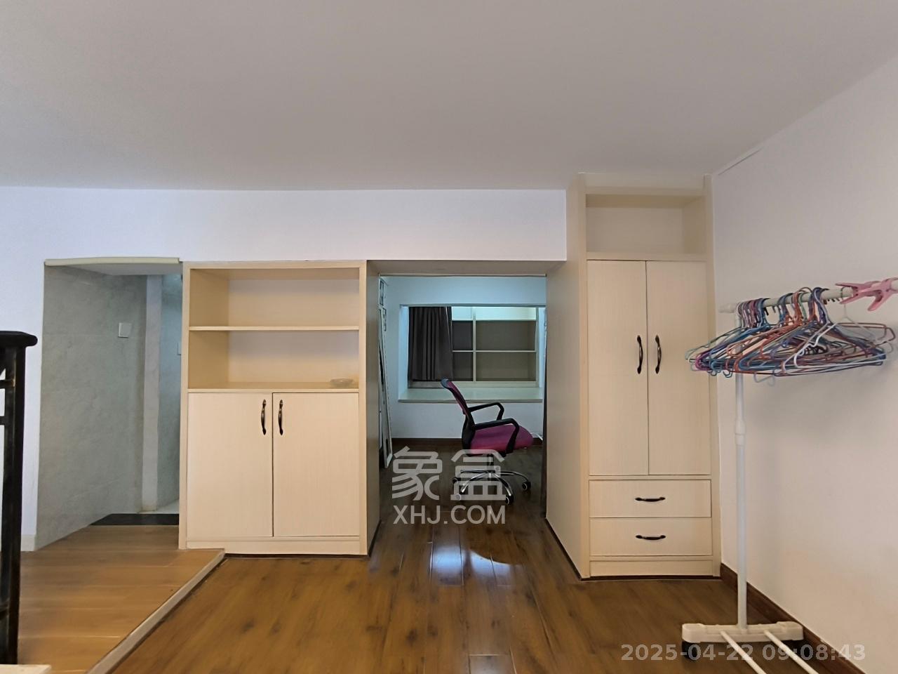 洋湖时代 1室1厅1卫 1600.0元/月 洋湖时代 1室1厅1卫 1600.0元/月室内图