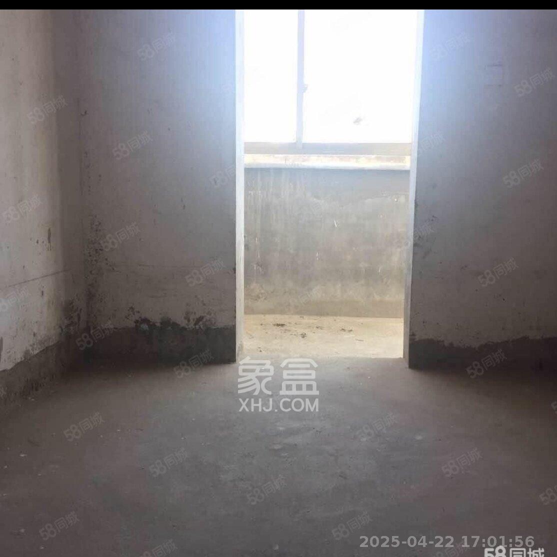 盘龙名府 1室2厅2卫 95.0万 盘龙名府 1室2厅2卫 95.0万室内图