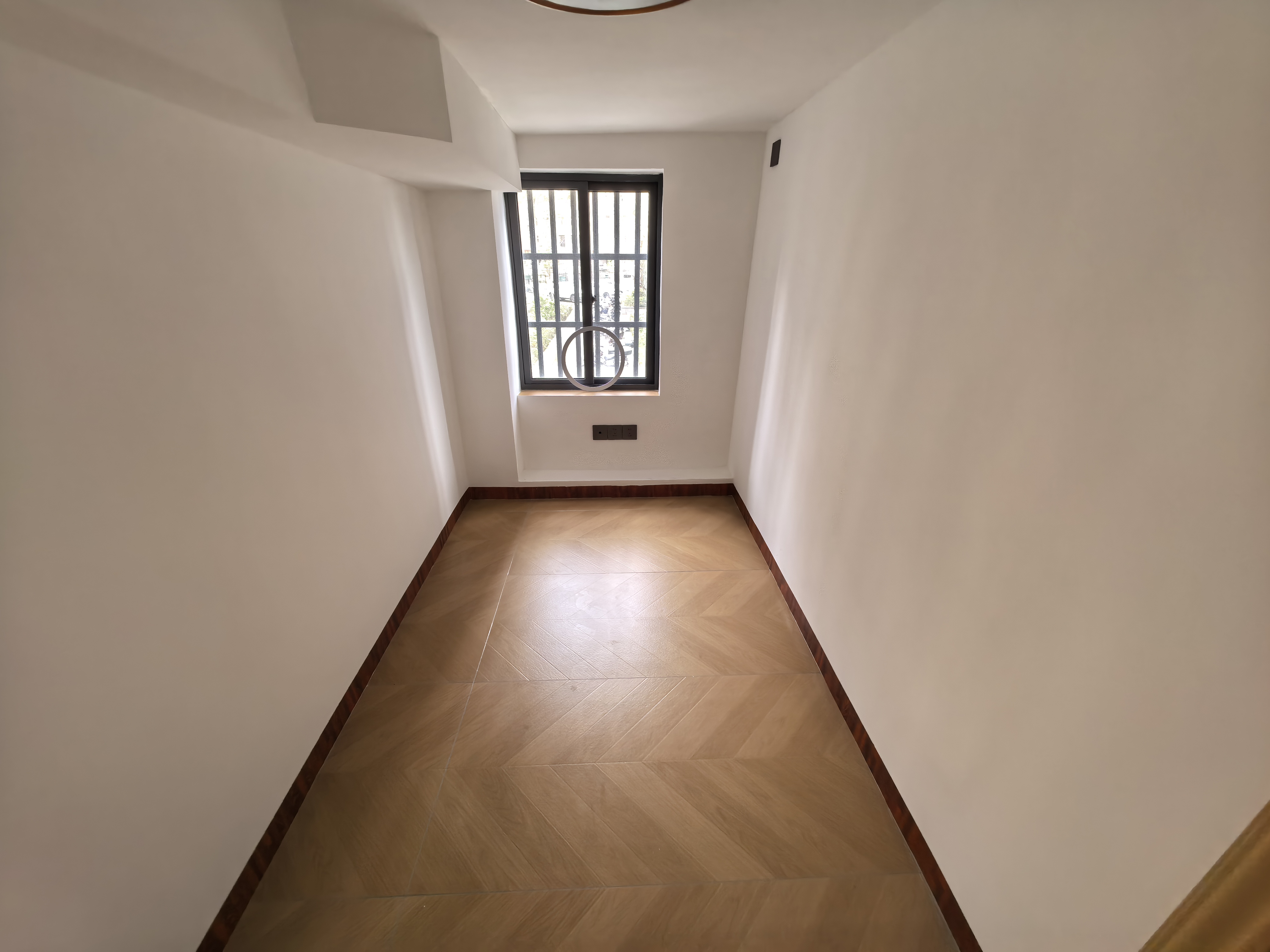 招鑫公馆  1室1厅1卫    59.0万 招鑫公馆  1室1厅1卫    59.0万卧室