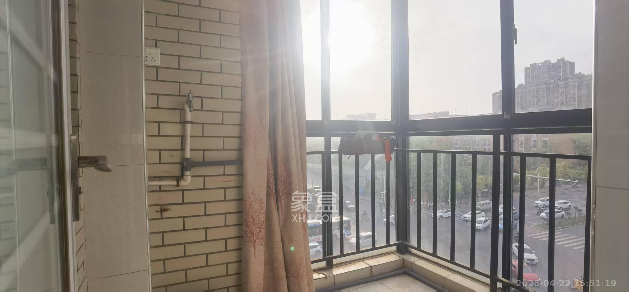 裕园小区(含浦) 3室2厅2卫 1400.0元/月 裕园小区(含浦) 3室2厅2卫 1400.0元/月室内图