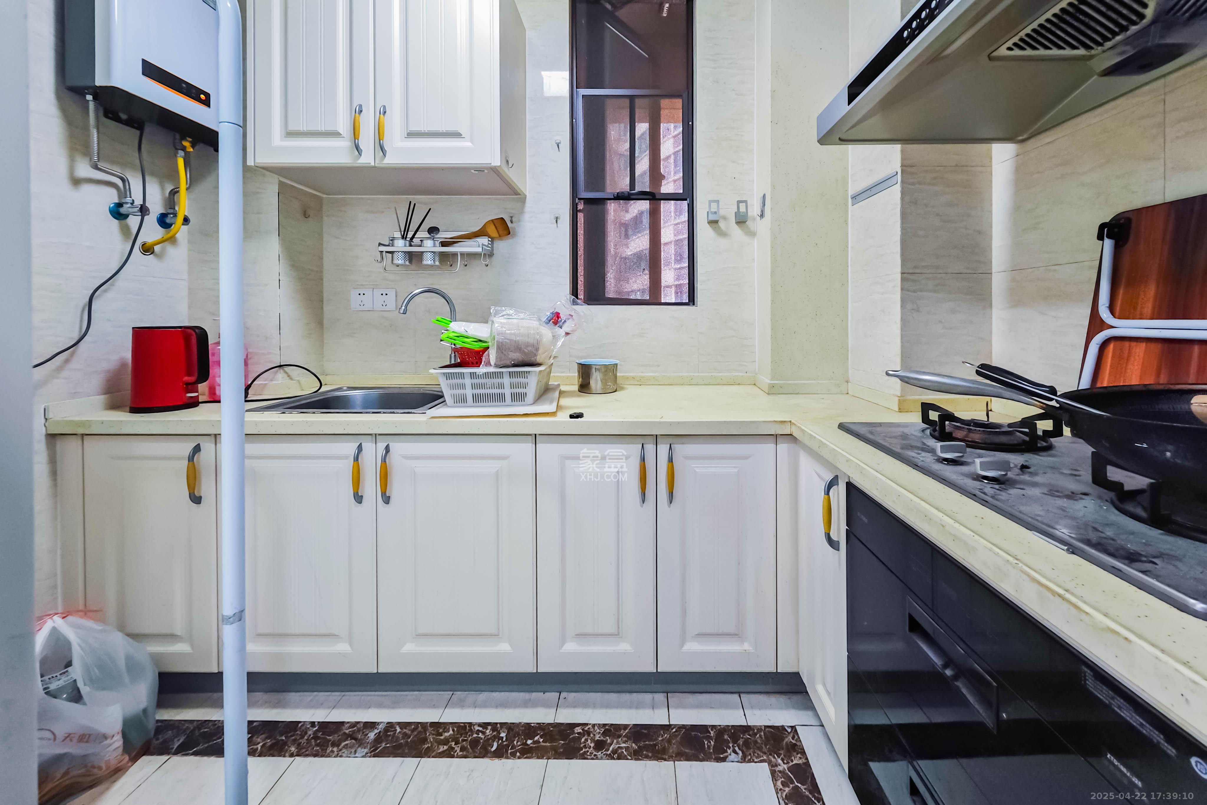 五江天街南区 2室2厅1卫 69.0万 五江天街南区 2室2厅1卫 69.0万厨房