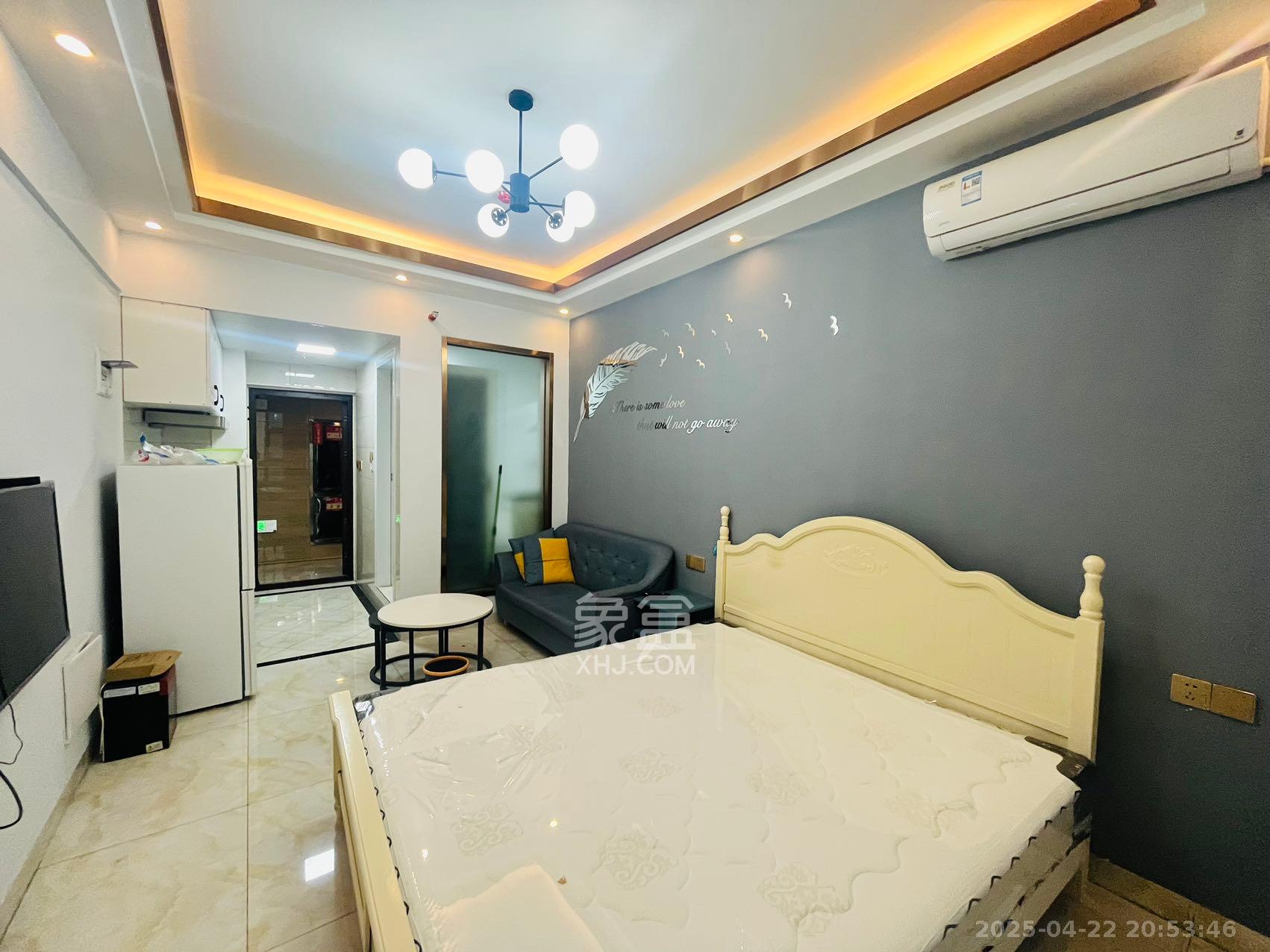 东盈商业广场(华泉城市广场) 1室0厅0卫 1500.0元/月 东盈商业广场(华泉城市广场) 1室0厅0卫 1500.0元/月室内图