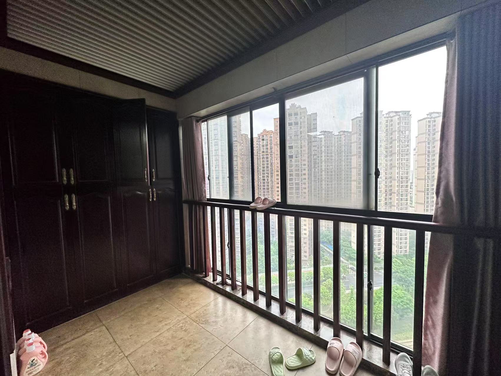 嘉盛华府 1室2厅2卫 70.8万 嘉盛华府 1室2厅2卫 70.8万室内图