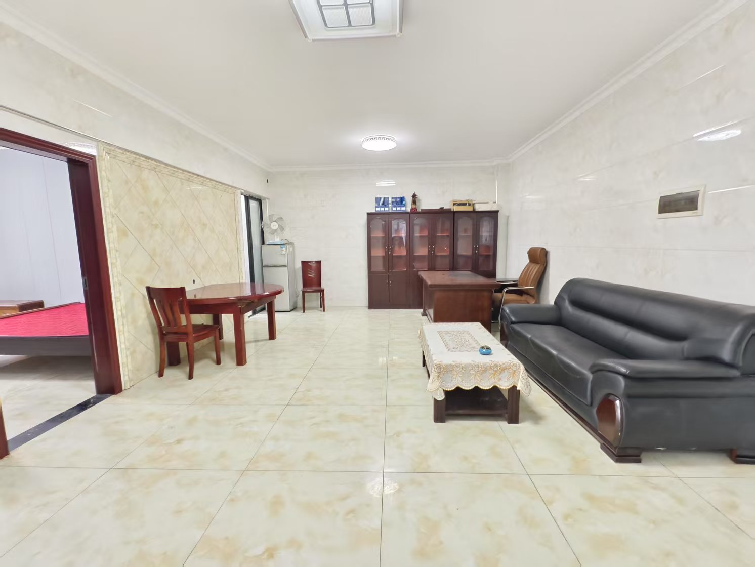 圣华名城建设北路110号  2室2厅1卫    35.0万 圣华名城建设北路110号  2室2厅1卫    35.0万室内图