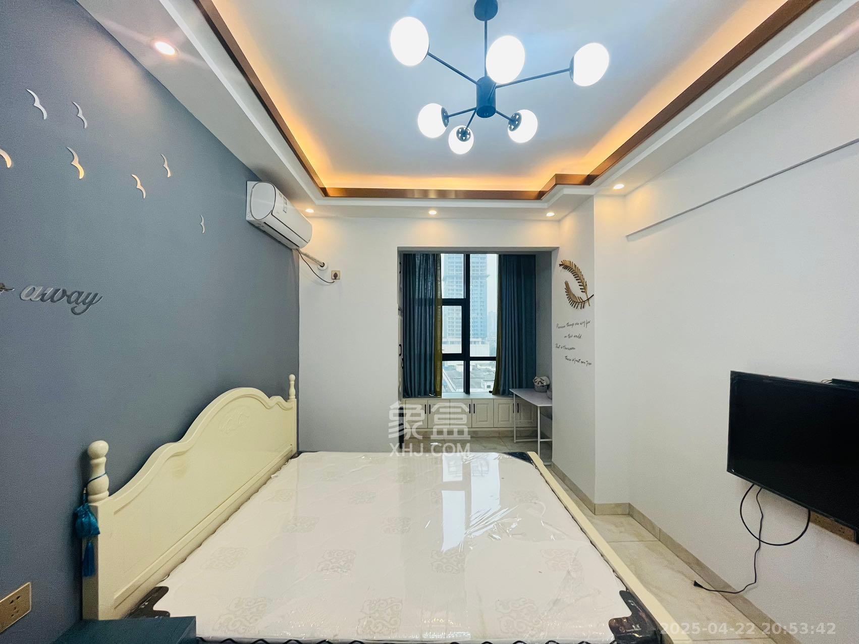 东盈商业广场(华泉城市广场) 1室0厅0卫 1500.0元/月 东盈商业广场(华泉城市广场) 1室0厅0卫 1500.0元/月室内图