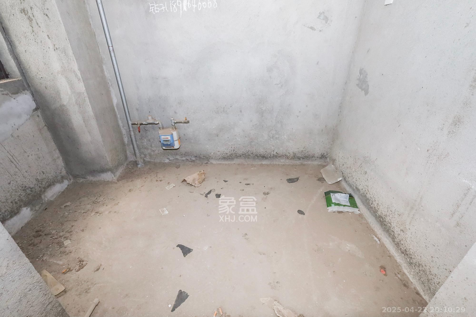 阳光丽城一期 4室2厅2卫 165.0万 阳光丽城一期 4室2厅2卫 165.0万厨房