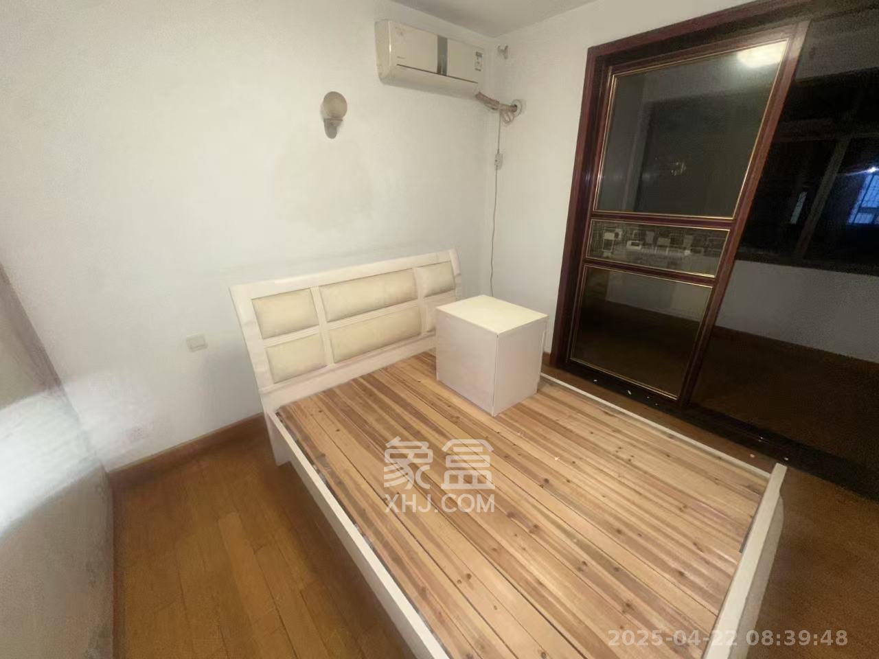 中意花苑  2室1厅1卫   1800.00元/月室内图
