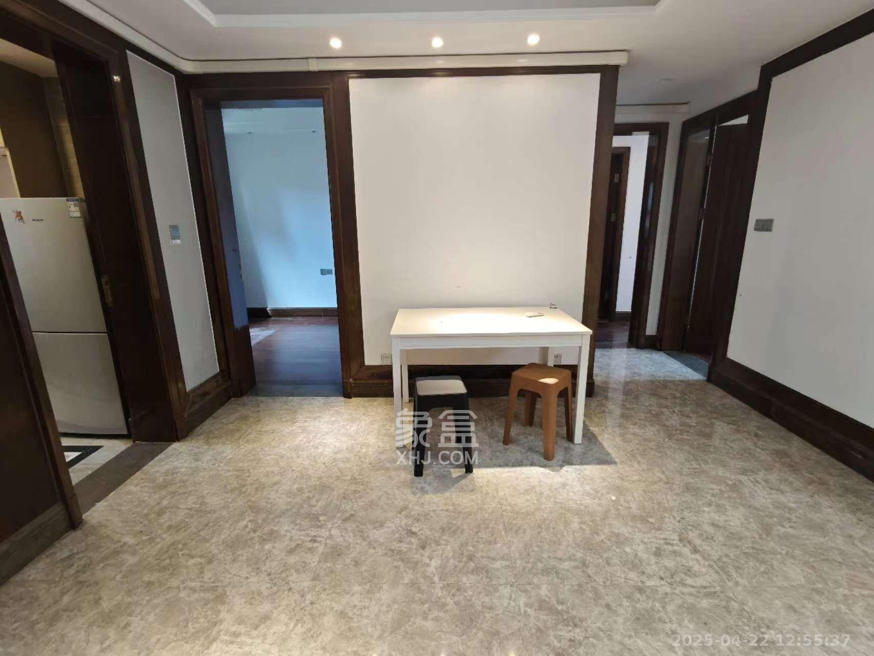 恒大御景天下城一期 3室2厅2卫 2700.0元/月 恒大御景天下城一期 3室2厅2卫 2700.0元/月室内图