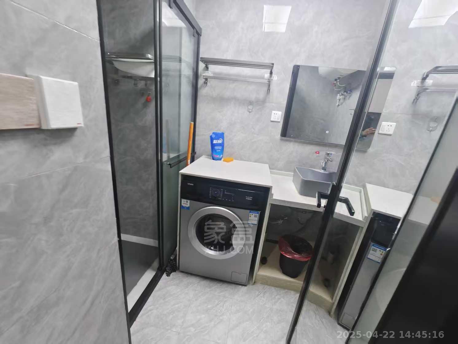 工大青年街区 1室1厅1卫 1500.0元/月 工大青年街区 1室1厅1卫 1500.0元/月室内图