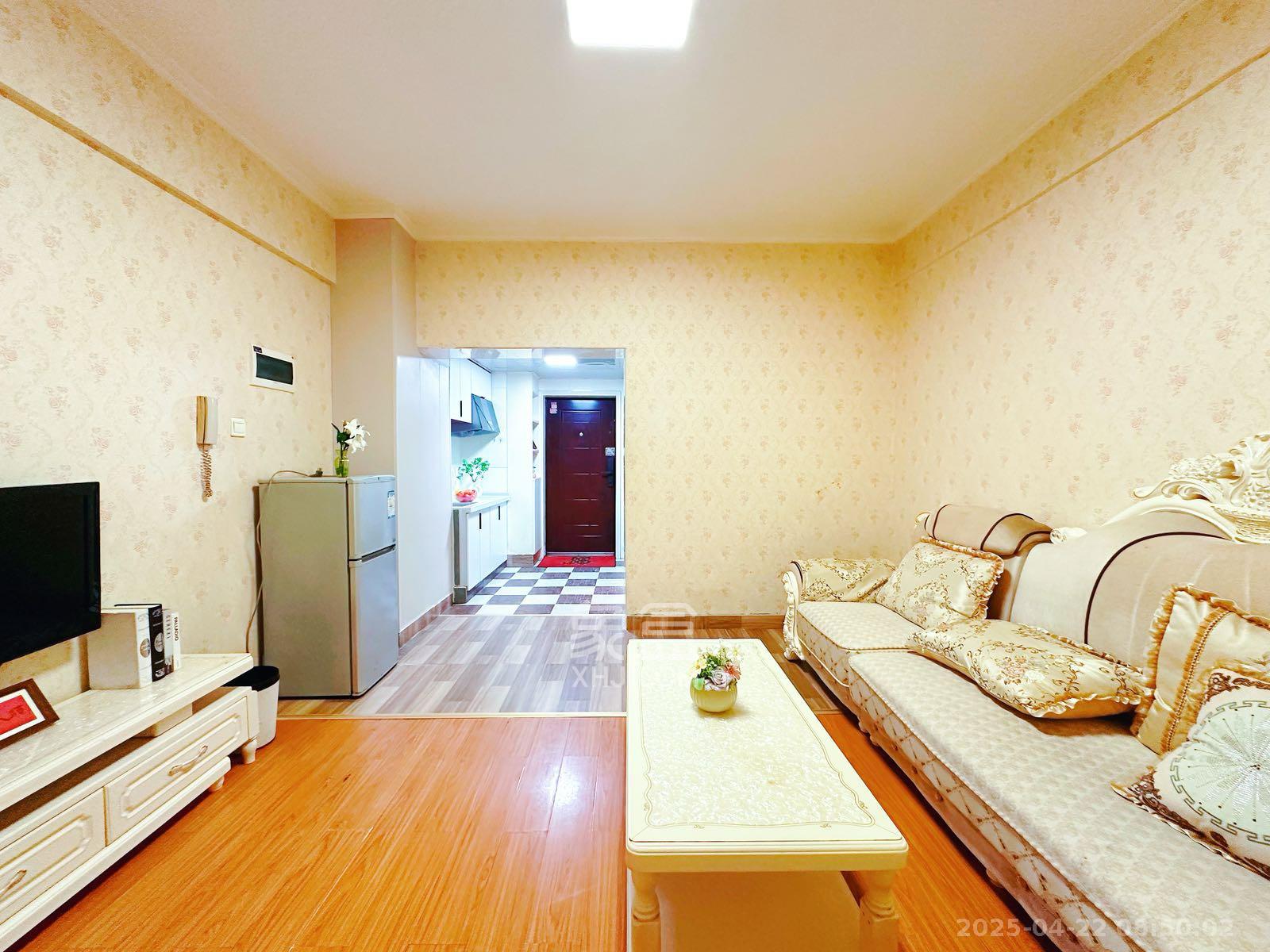 摩天一号  1室1厅1卫   2200.00元/月室内图