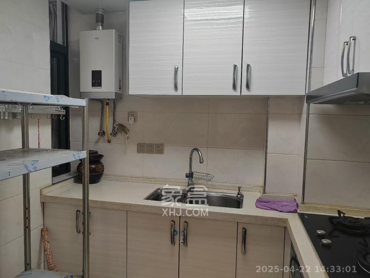 枫华府第  3室2厅1卫   2100.00元/月室内图