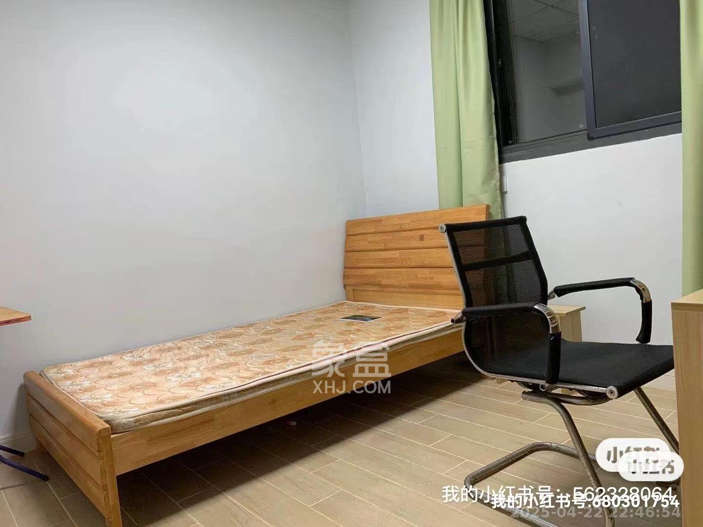 长郡花园 1室1厅1卫 2200.0元/月 长郡花园 1室1厅1卫 2200.0元/月室内图