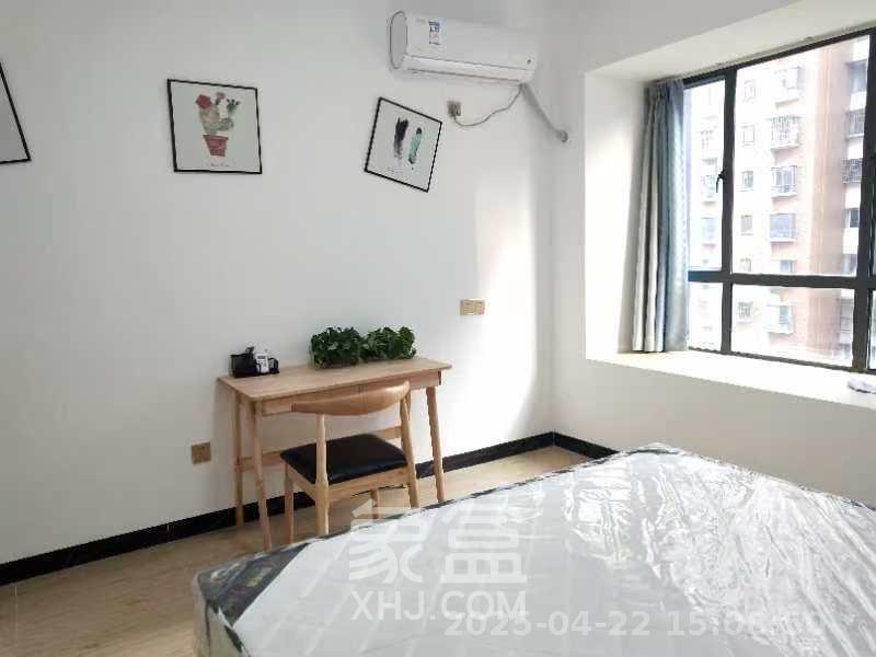 湘府名邸(同力家园) 5室2厅2卫 4000.0元/月 湘府名邸(同力家园) 5室2厅2卫 4000.0元/月室内图