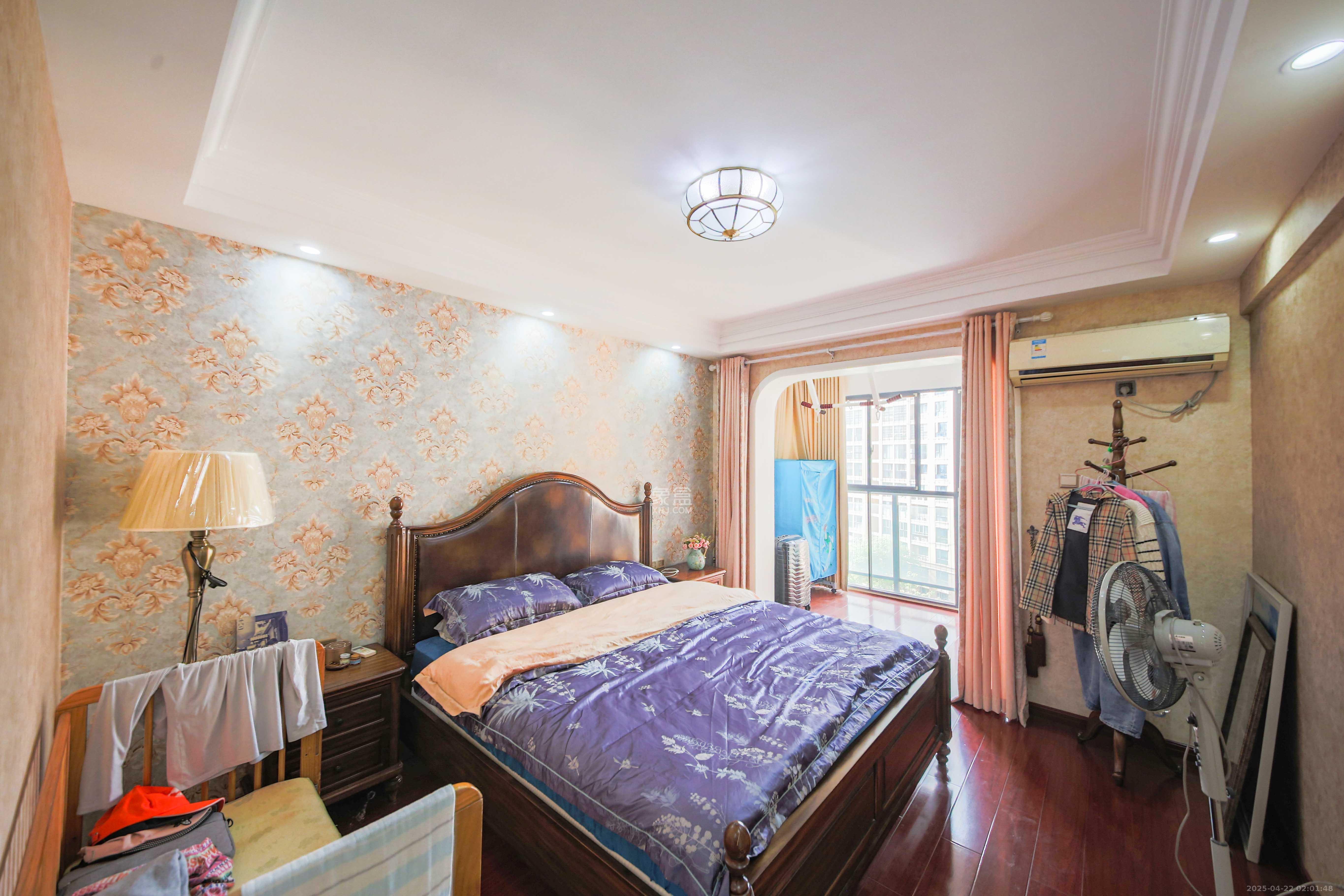 标志浪漫满屋(枫景公寓)  3室2厅2卫    120.0万 标志浪漫满屋(枫景公寓)  3室2厅2卫    120.0万卧室