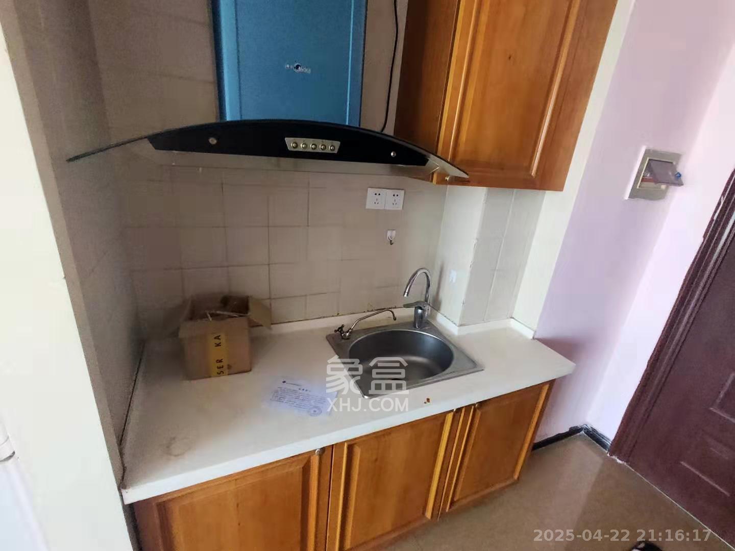 铂宫  1室1厅1卫   1800.00元/月室内图