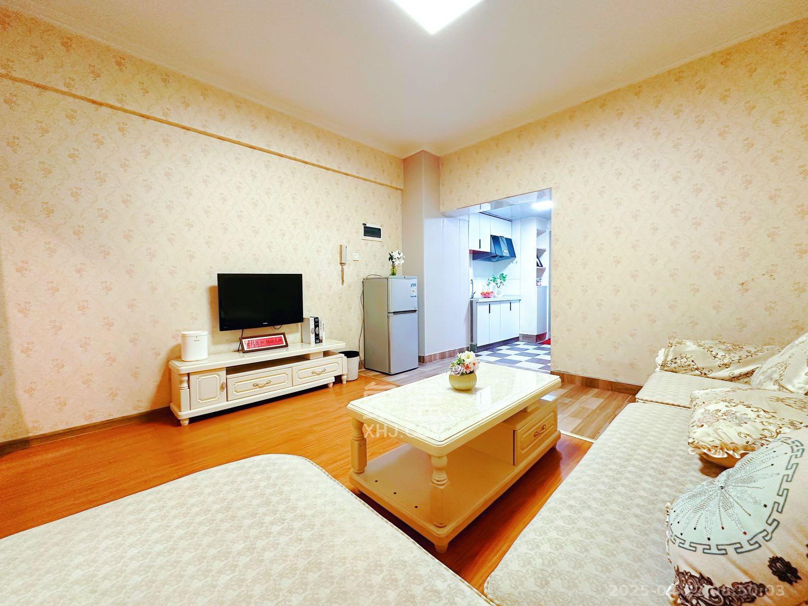 摩天一号  1室1厅1卫   2200.00元/月室内图