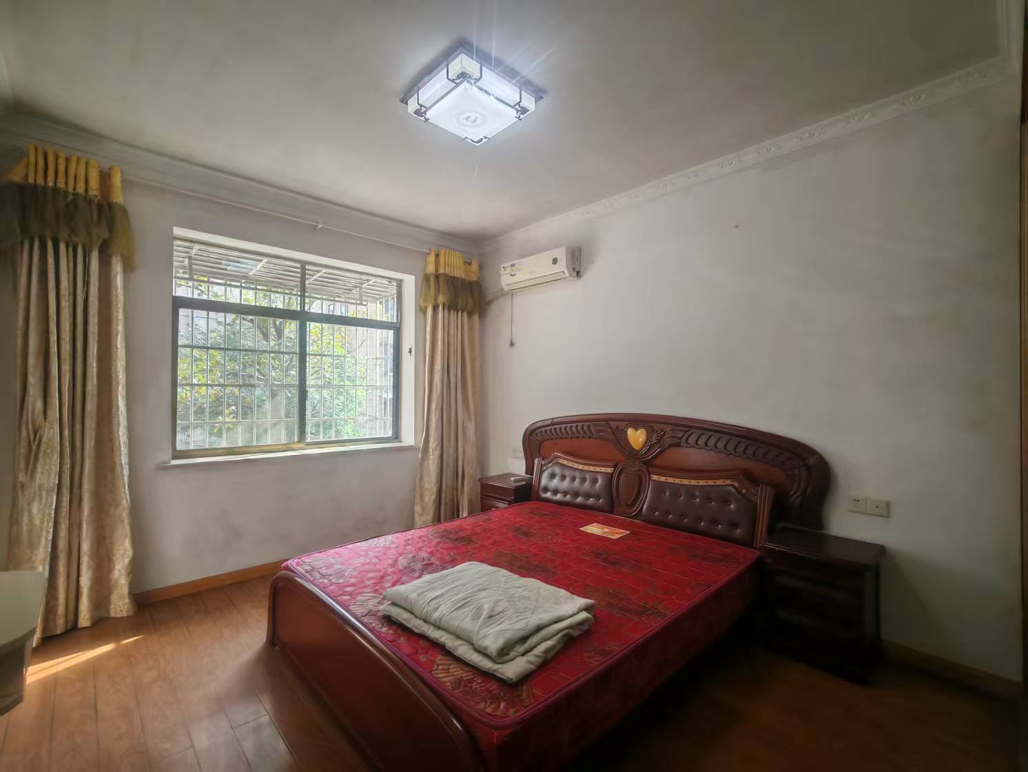 滨湖柴油机厂家属楼 3室2厅1卫 1200.0元/月 滨湖柴油机厂家属楼 3室2厅1卫 1200.0元/月室内图