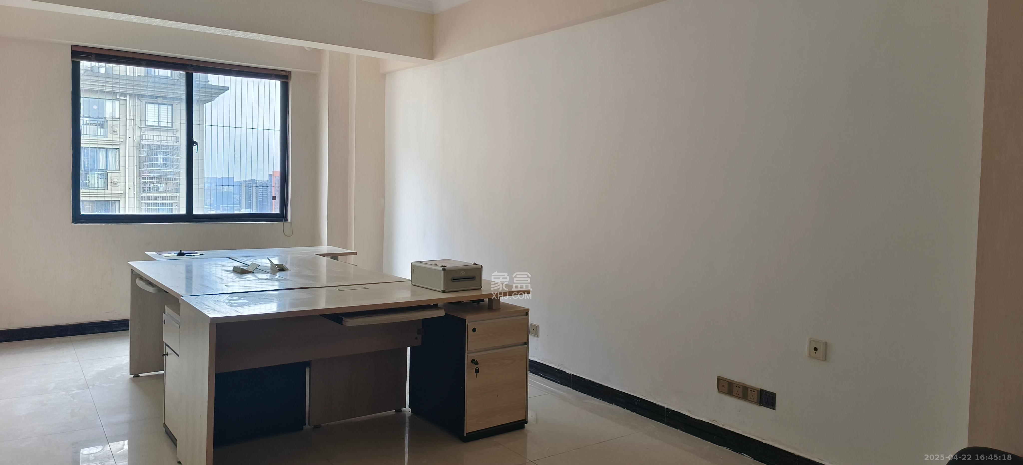 阳光锦城 1室1厅1卫 1600.0元/月 阳光锦城 1室1厅1卫 1600.0元/月室内图