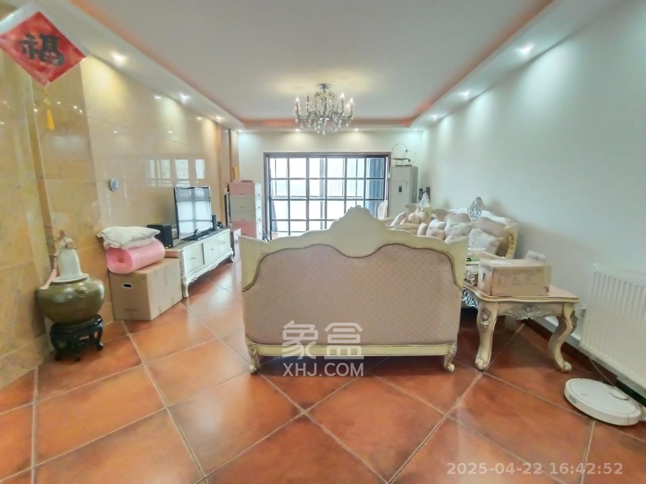 归心苑  4室2厅2卫   4200.00元/月室内图