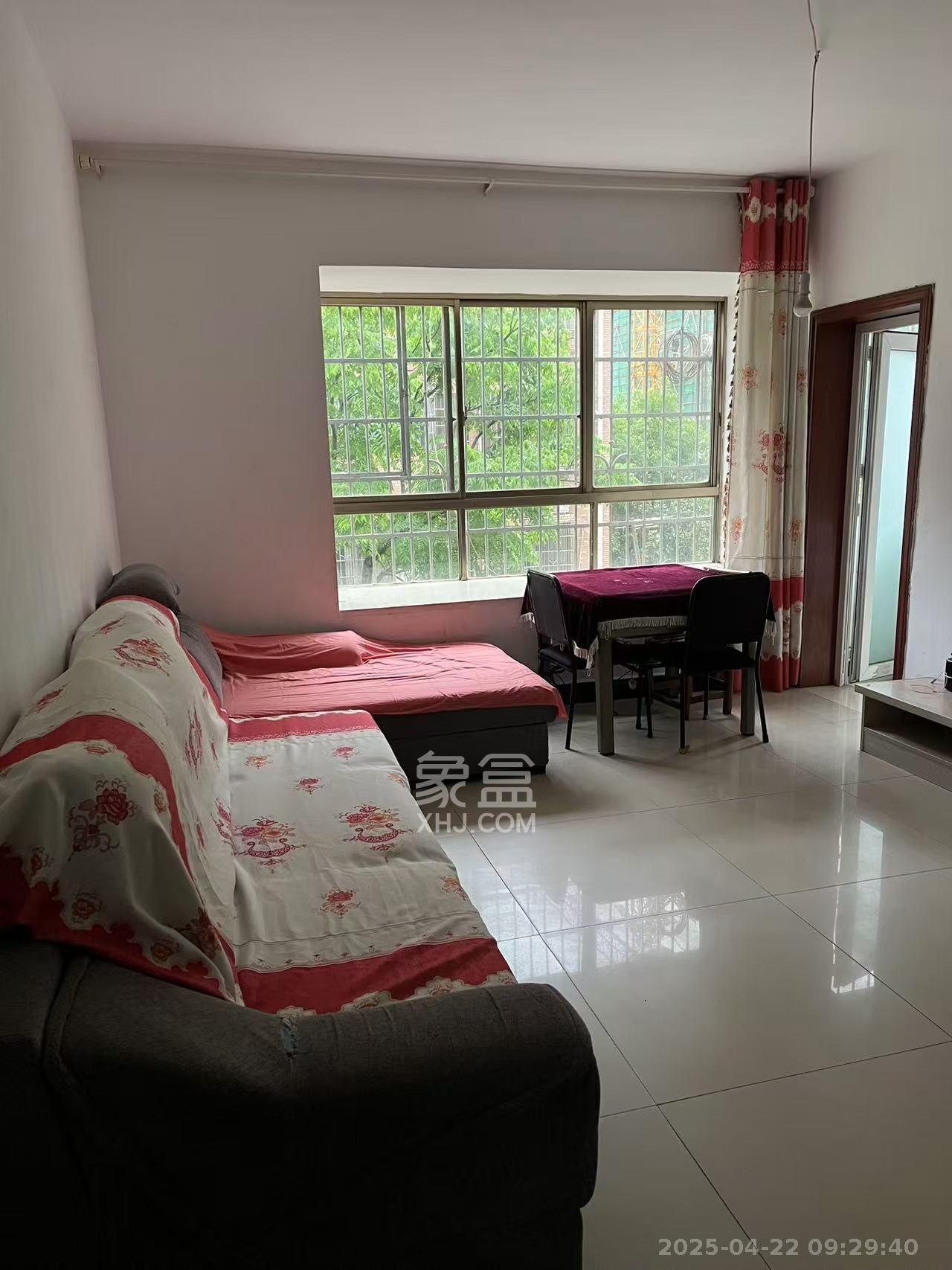 新路小区 3室2厅1卫 1700.0元/月 新路小区 3室2厅1卫 1700.0元/月室内图