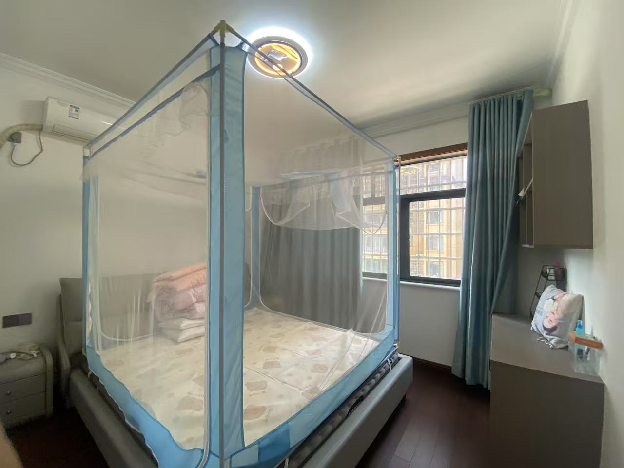 东山领秀 3室2厅2卫 76.8万 东山领秀 3室2厅2卫 76.8万客厅