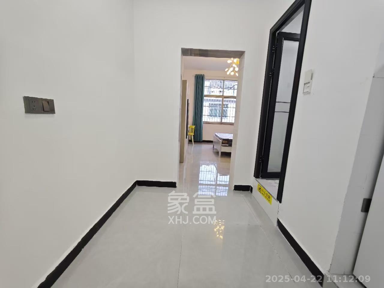 洞井商贸城 1室1厅1卫 1400.0元/月 洞井商贸城 1室1厅1卫 1400.0元/月室内图