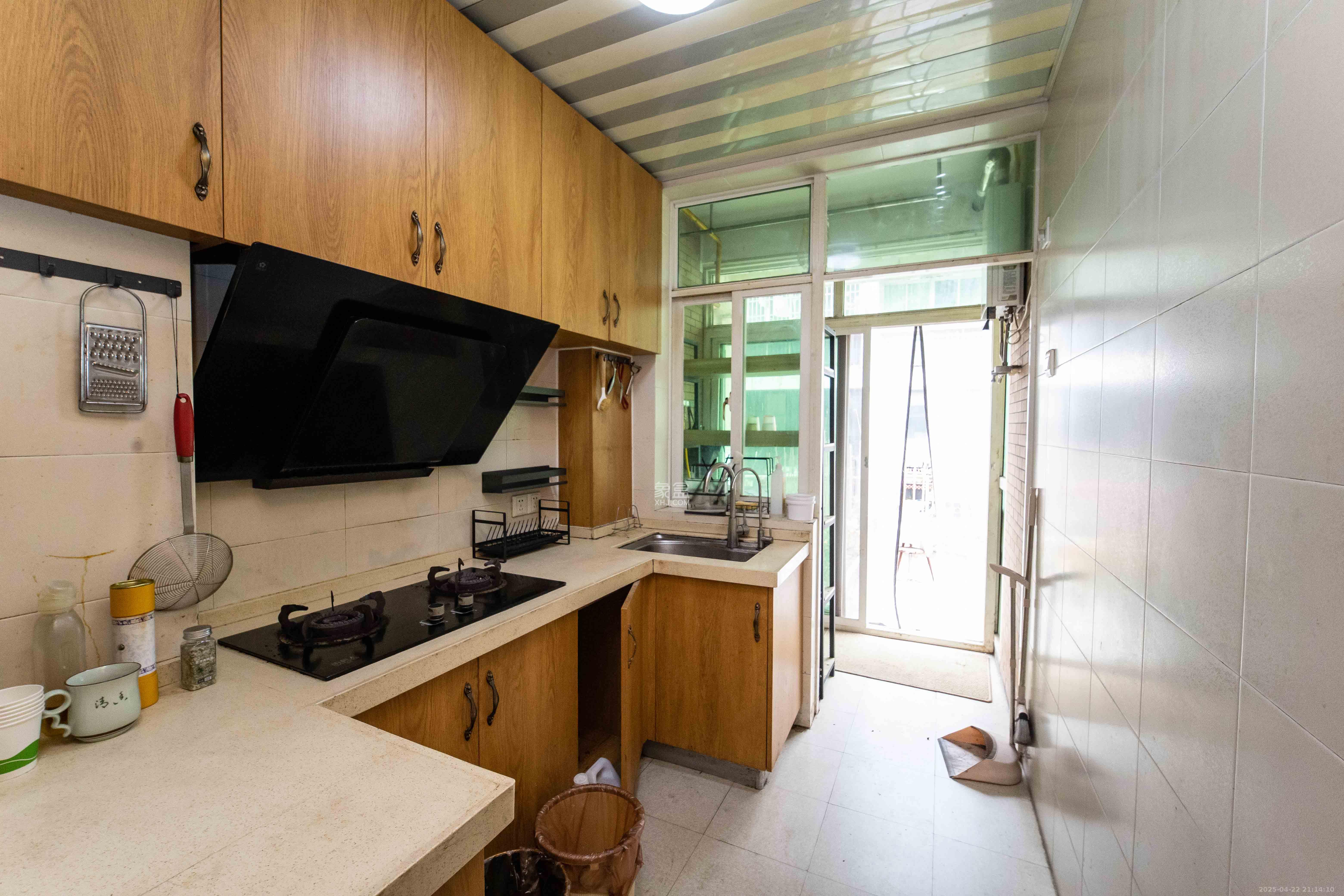 锦湘国际星城一期(锦美苑)  2室2厅1卫    69.8万 锦湘国际星城一期(锦美苑)  2室2厅1卫    69.8万厨房