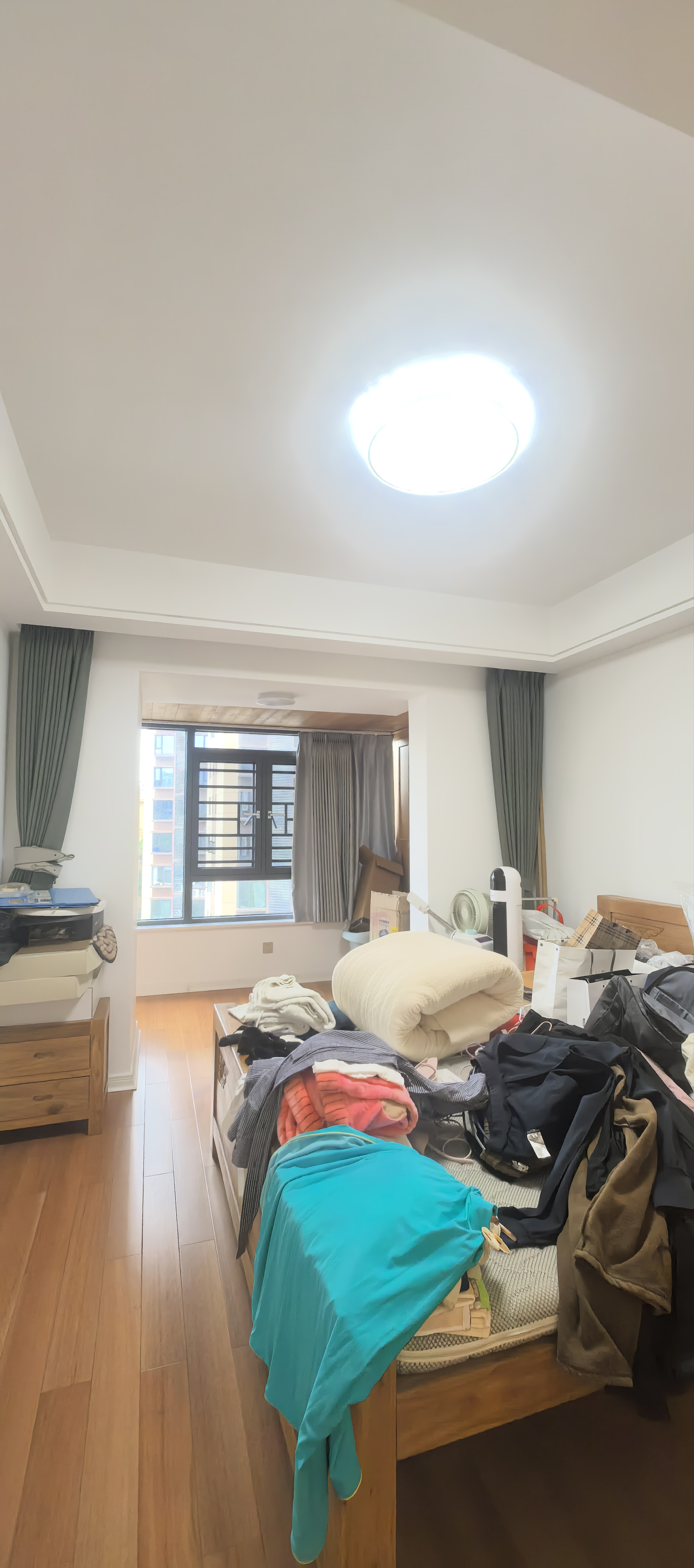 紫旭名园 4室2厅2卫 150.0万 紫旭名园 4室2厅2卫 150.0万客厅