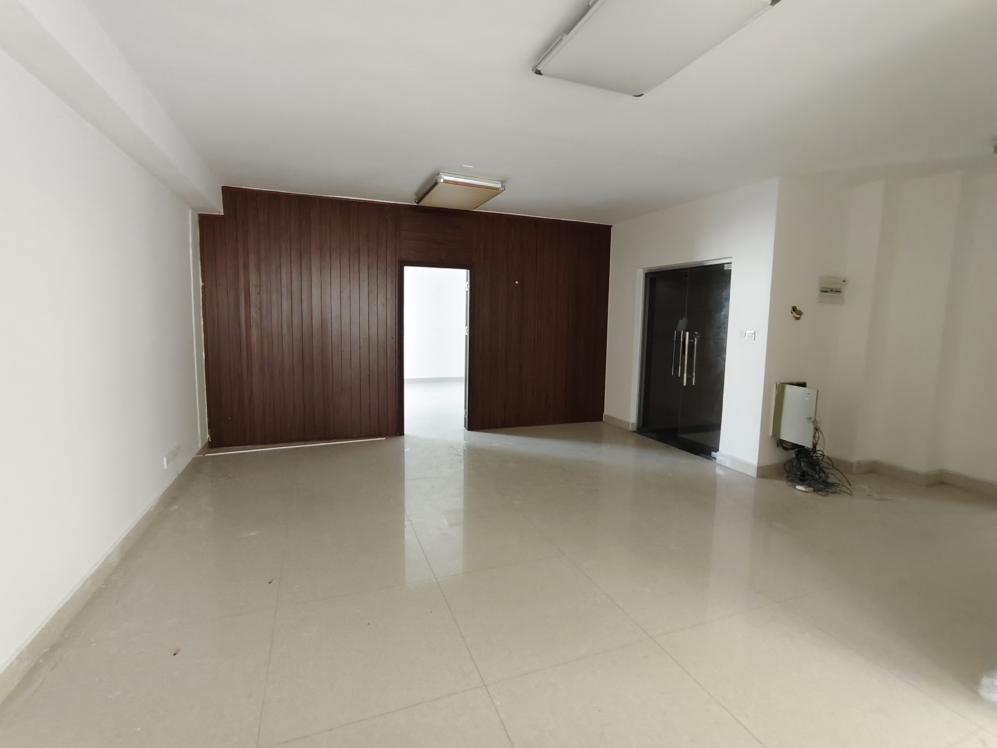 诚田大厦 1室1厅1卫 6600.0元/月 诚田大厦 1室1厅1卫 6600.0元/月室内图