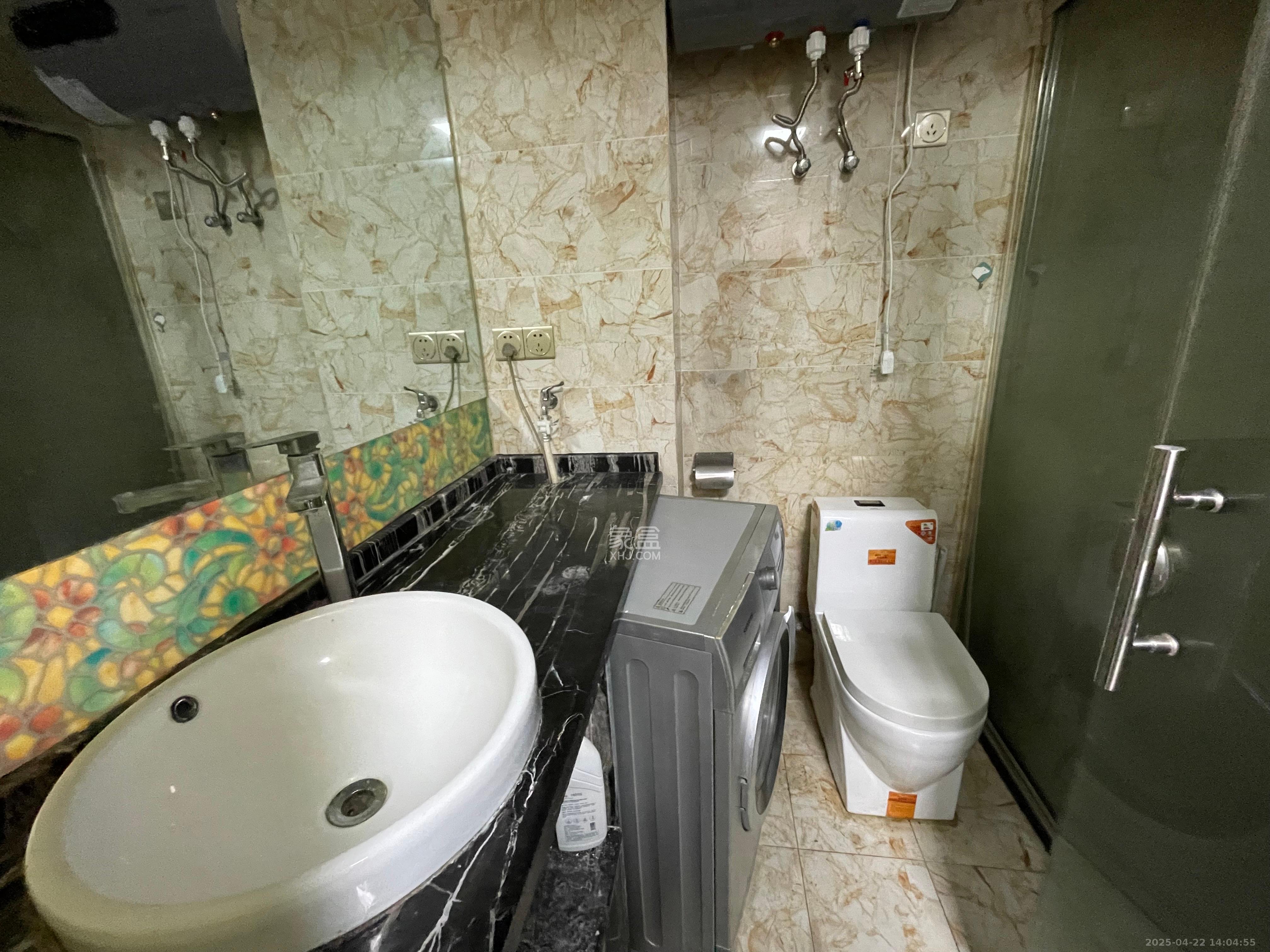 万象美域  1室1厅1卫   1200.00元/月室内图