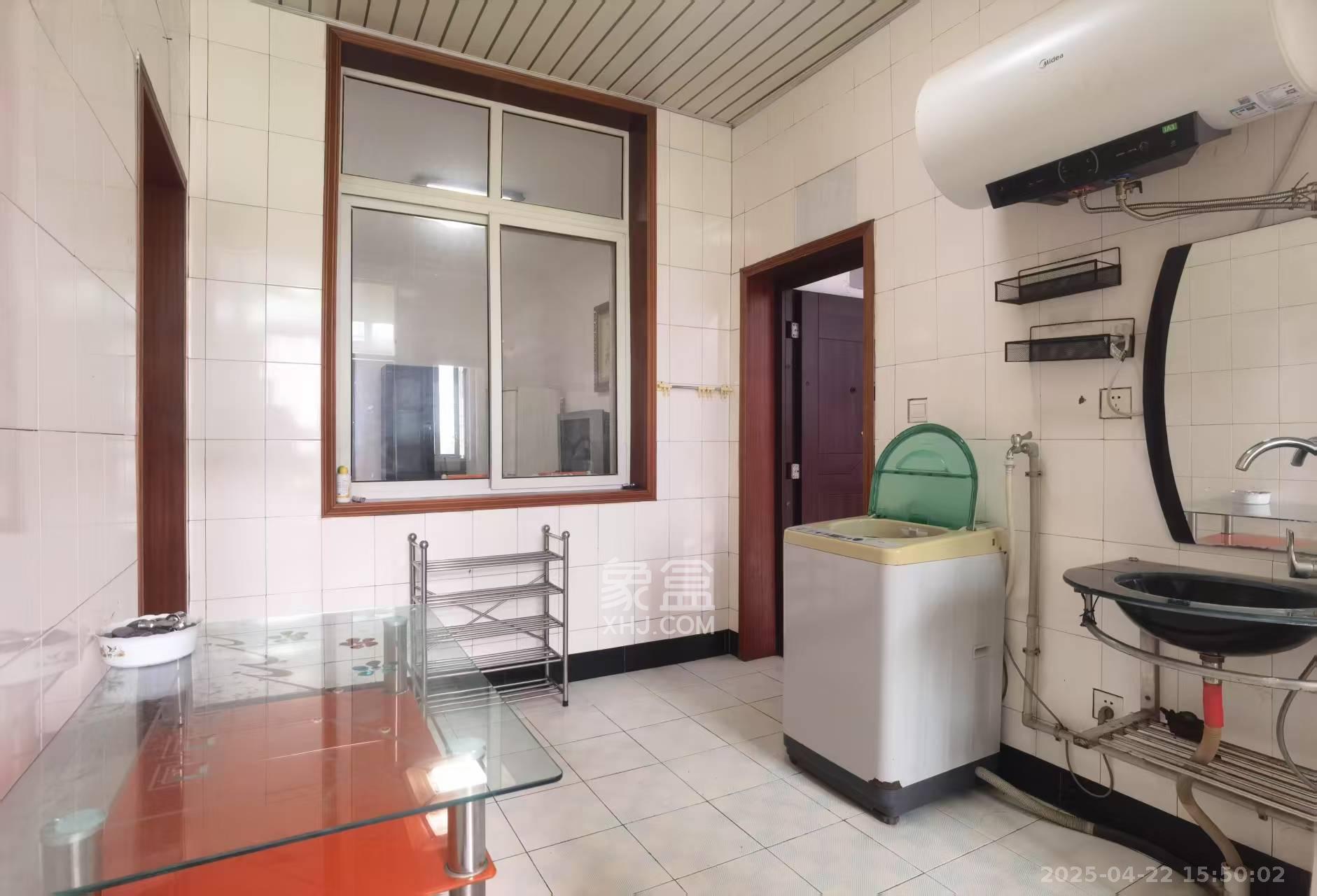 裕园小区(含浦) 3室2厅1卫 1500.0元/月 裕园小区(含浦) 3室2厅1卫 1500.0元/月室内图