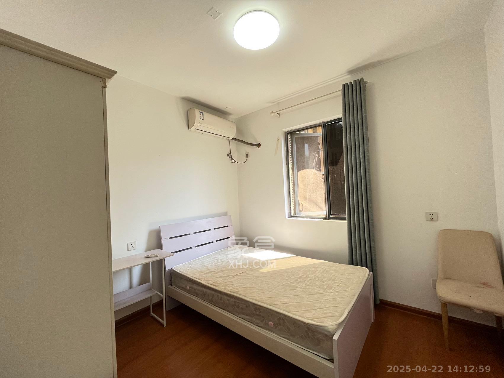 荣盛花语书苑 3室2厅1卫 2800.0元/月 荣盛花语书苑 3室2厅1卫 2800.0元/月室内图