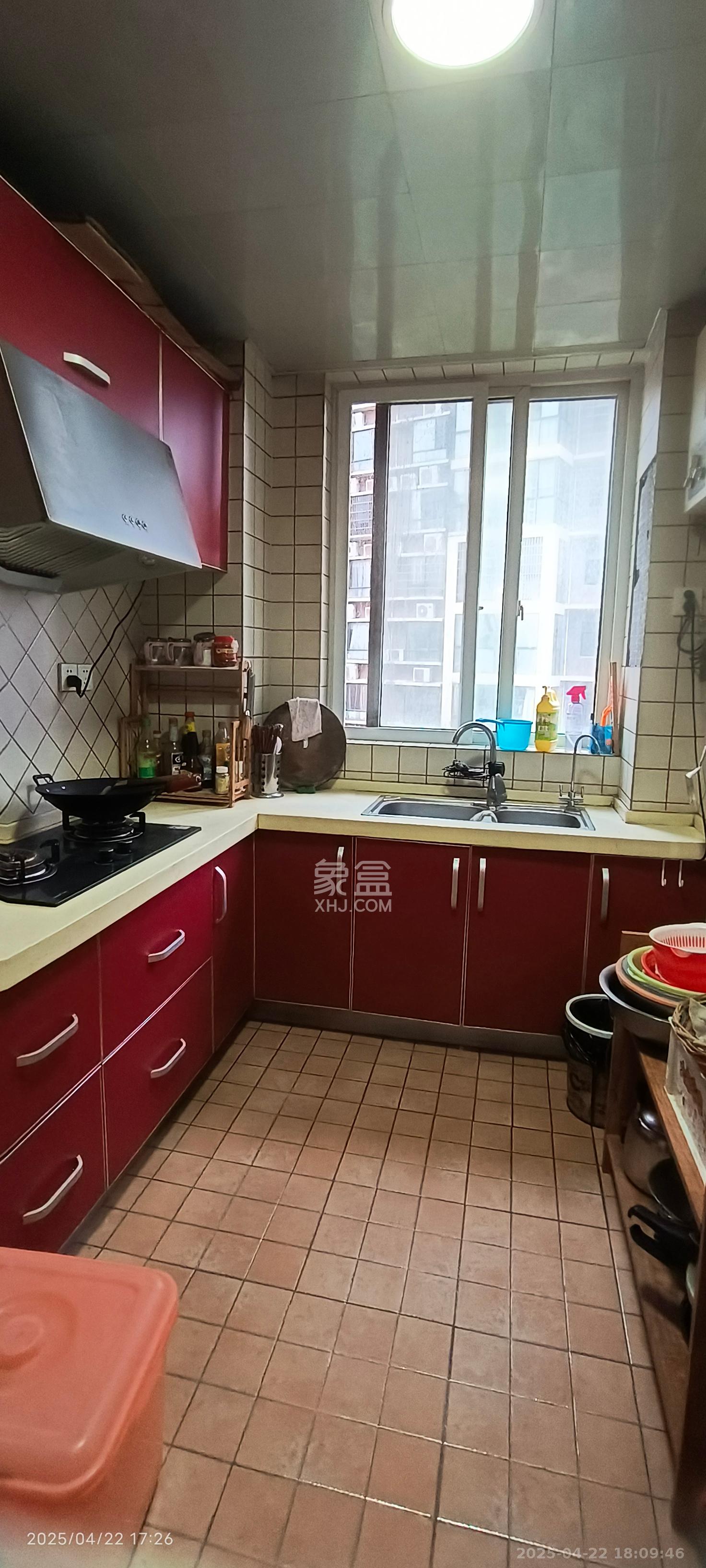 海利科院佳园 3室2厅1卫 2600.0元/月 海利科院佳园 3室2厅1卫 2600.0元/月室内图