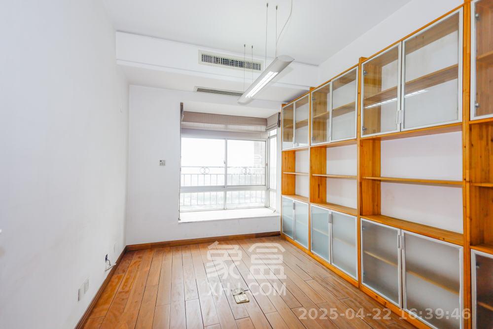 湘林家园(湘林小区电梯房) 3室2厅1卫 3500.0元/月 湘林家园(湘林小区电梯房) 3室2厅1卫 3500.0元/月户型图