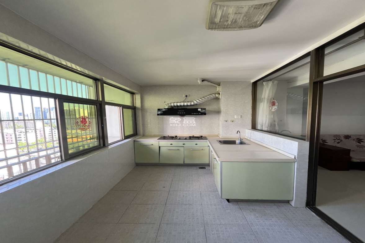 华林广场 2室1厅1卫 2100.0元/月 华林广场 2室1厅1卫 2100.0元/月室内图