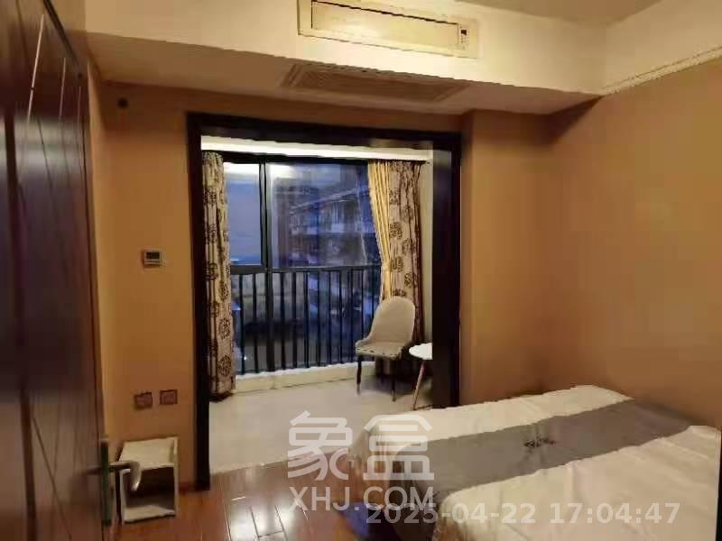 东塘瑞府  2室1厅1卫   2800.00元/月