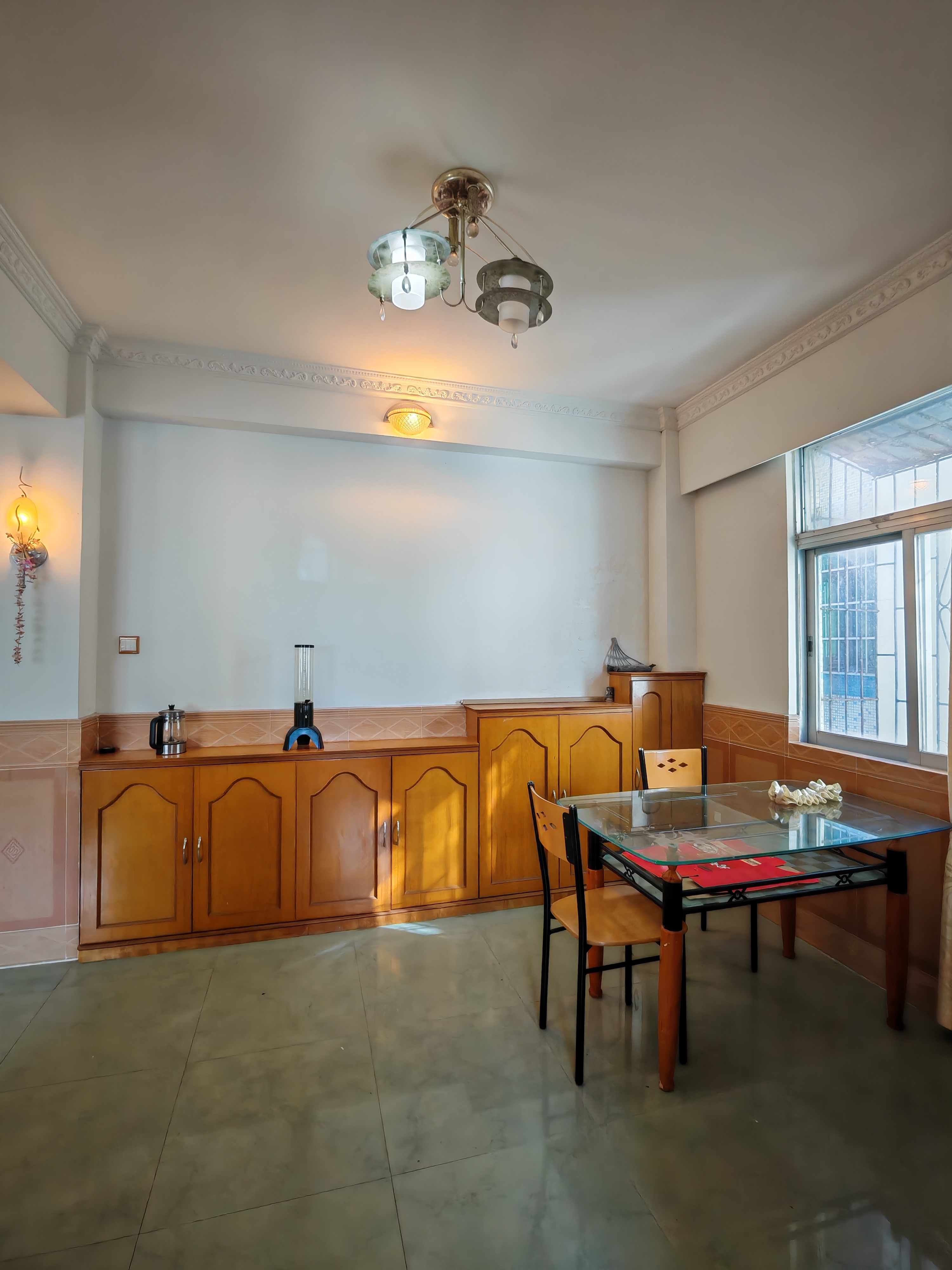 金鹿花园一期  3室2厅2卫    2500.0元/月 金鹿花园一期  3室2厅2卫    2500.0元/月室内图