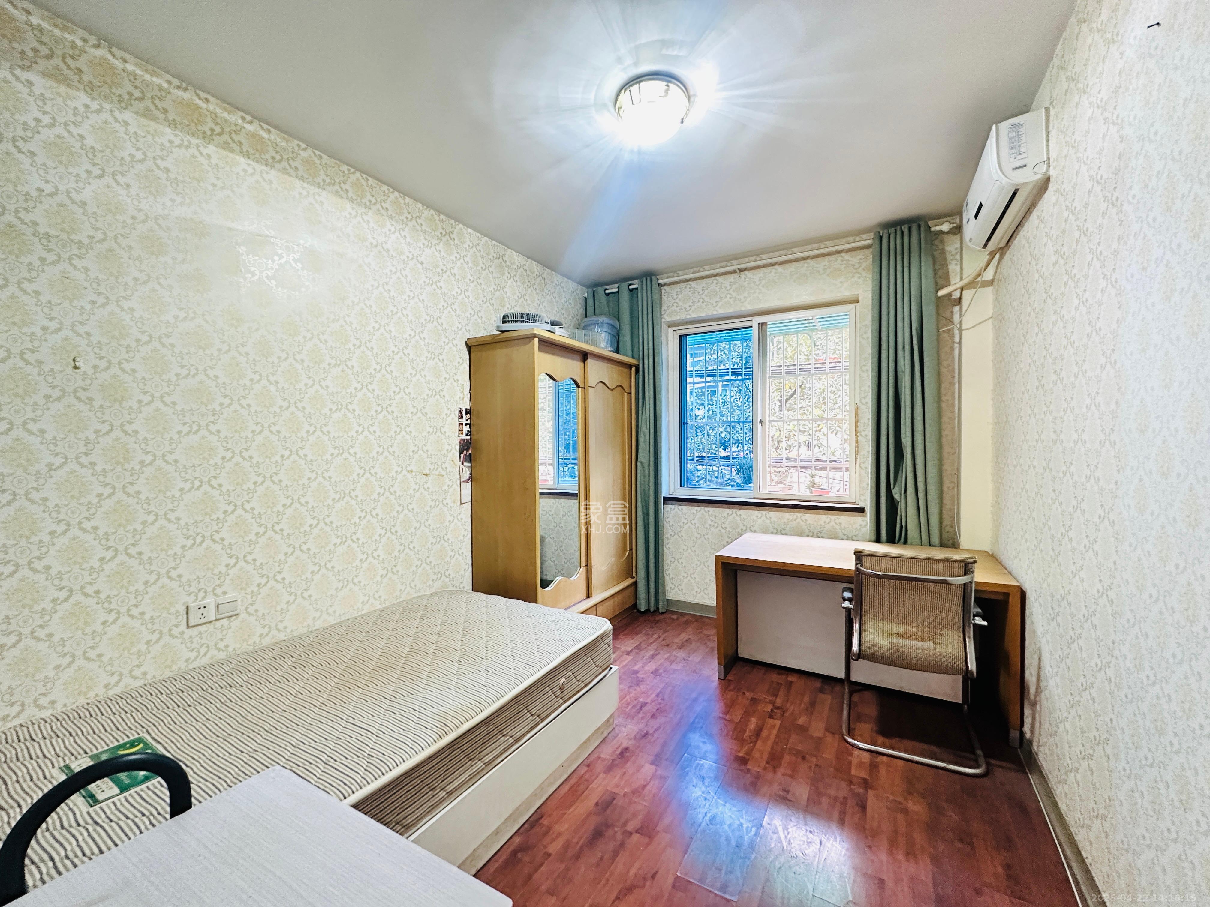 湖开小区(湖南开关厂宿舍)/南大桥社区 2室2厅1卫 1800.0元/月 湖开小区(湖南开关厂宿舍)/南大桥社区 2室2厅1卫 1800.0元/月室内图